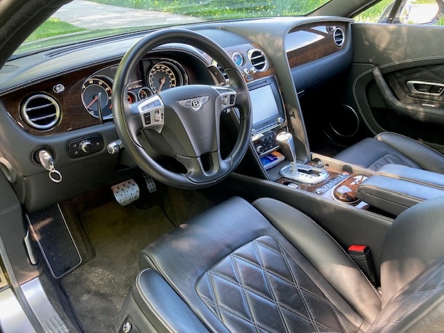 BENTLEY 4.0 V8-image-3