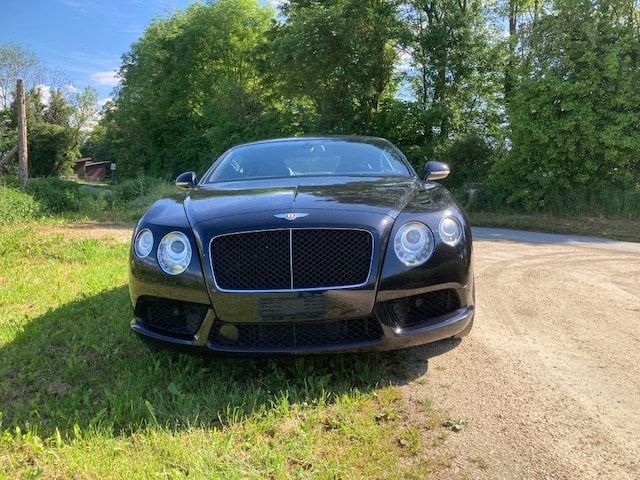 BENTLEY 4.0 V8