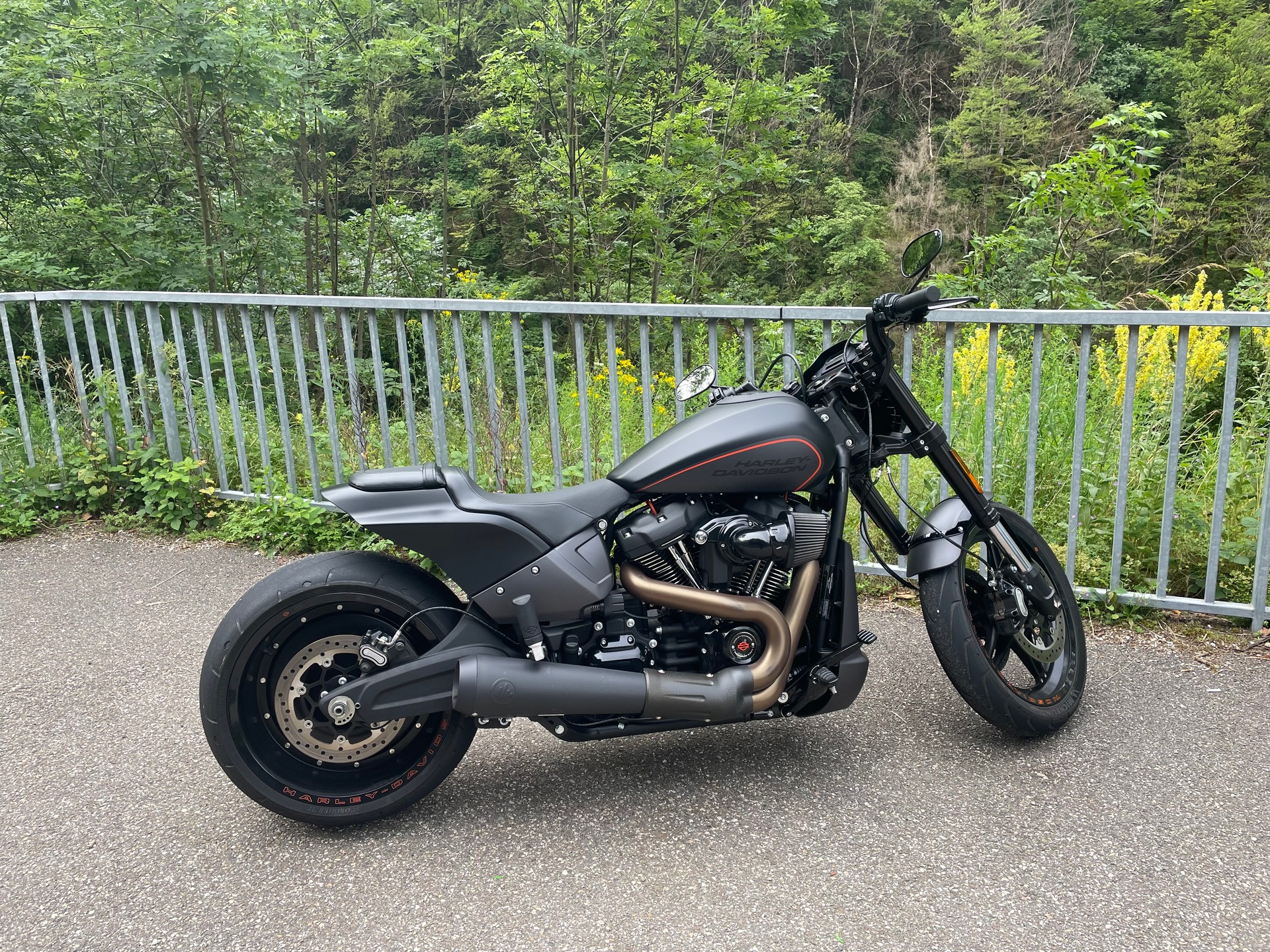 HARLEY-DAVIDSON FXDRS 114 ABS-image-0