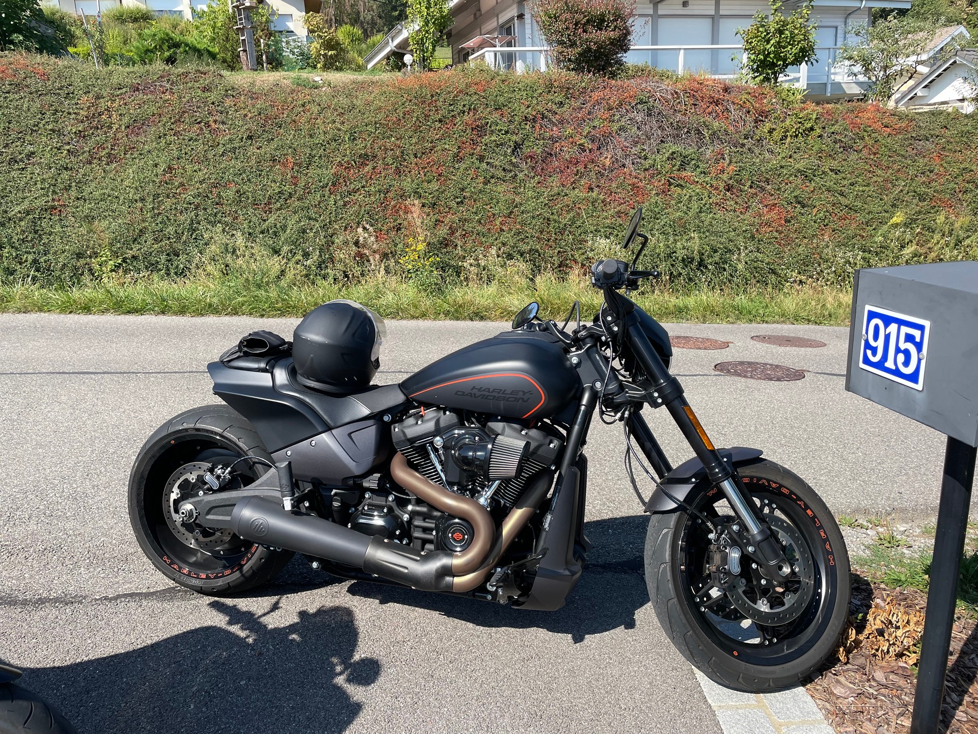 HARLEY-DAVIDSON FXDRS 114 ABS-image-1