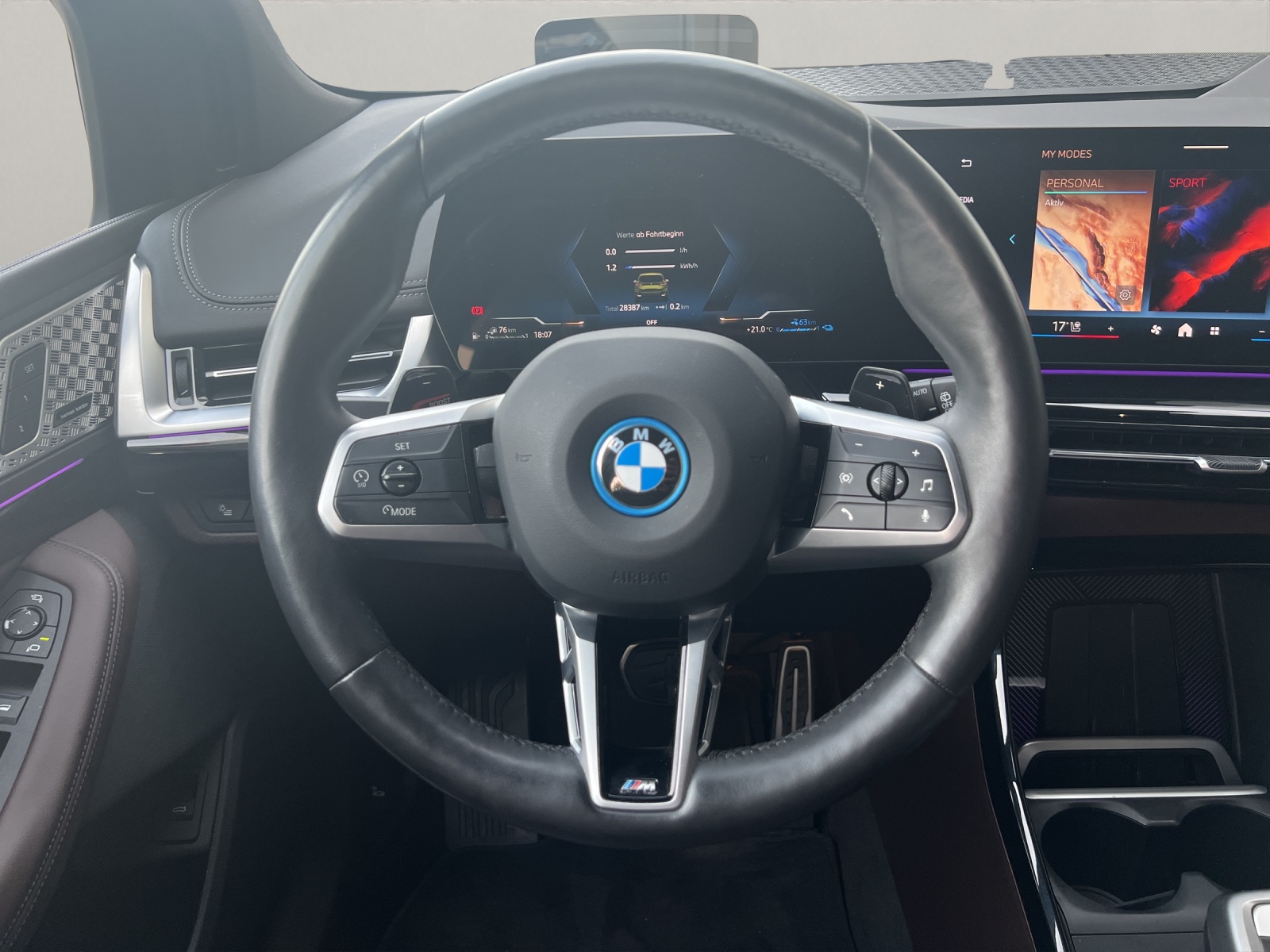 BMW 230e xDrive Active Tourer M Sport-image-9