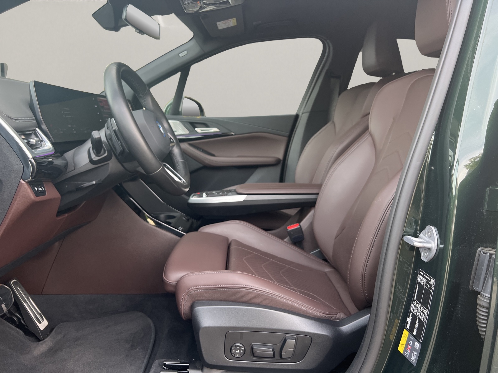 BMW 230e xDrive Active Tourer M Sport-image-7