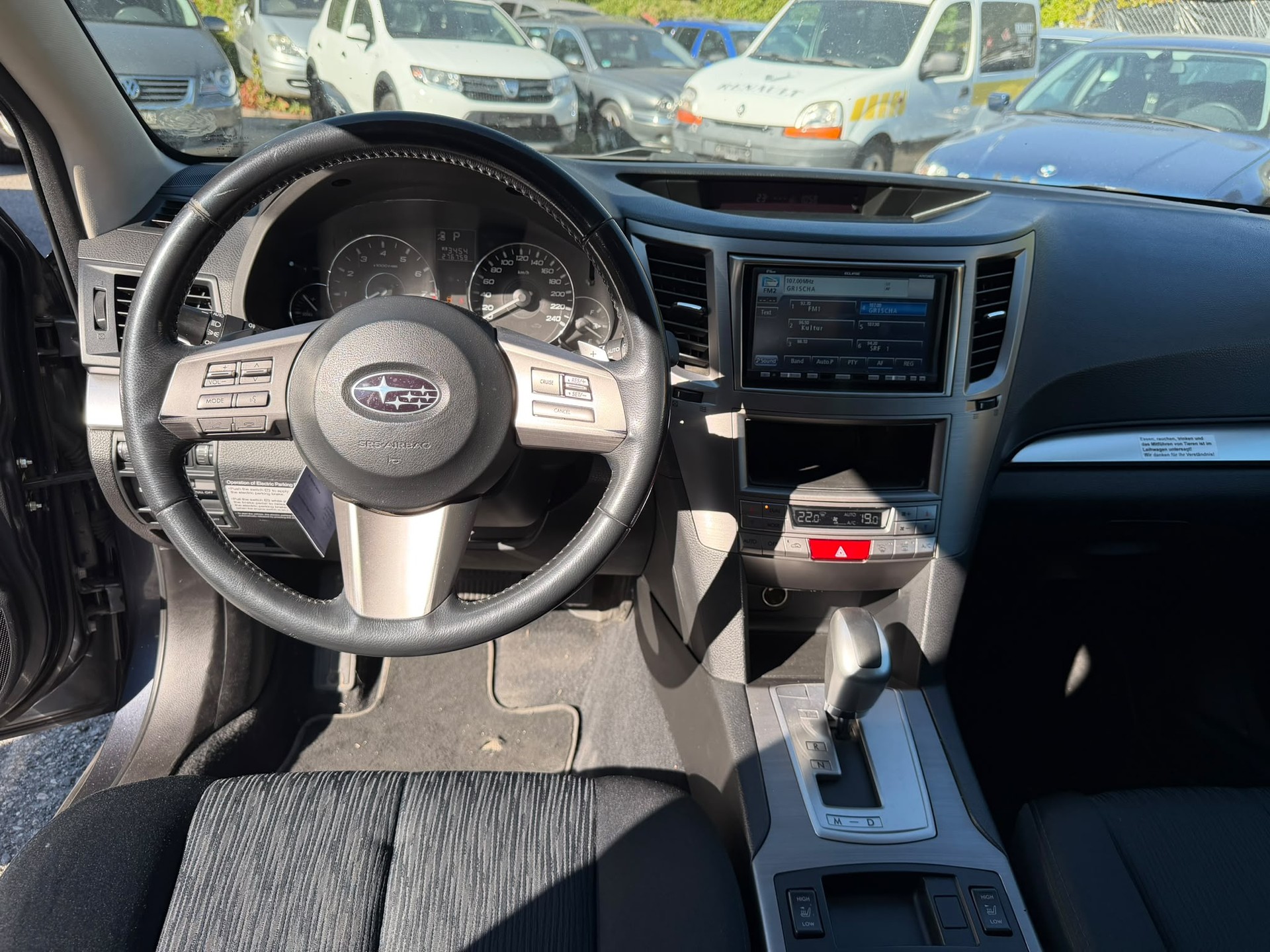 SUBARU Legacy 2.0i AWD-image-9