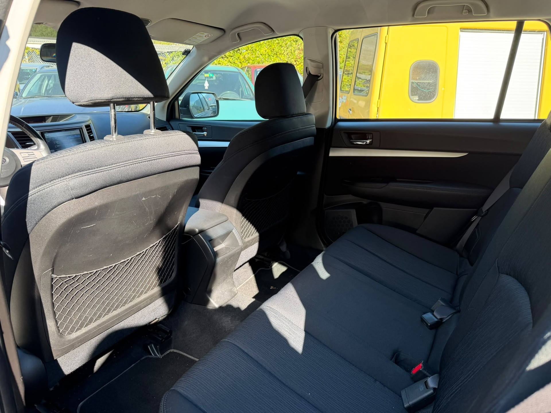 SUBARU Legacy 2.0i AWD-image-10