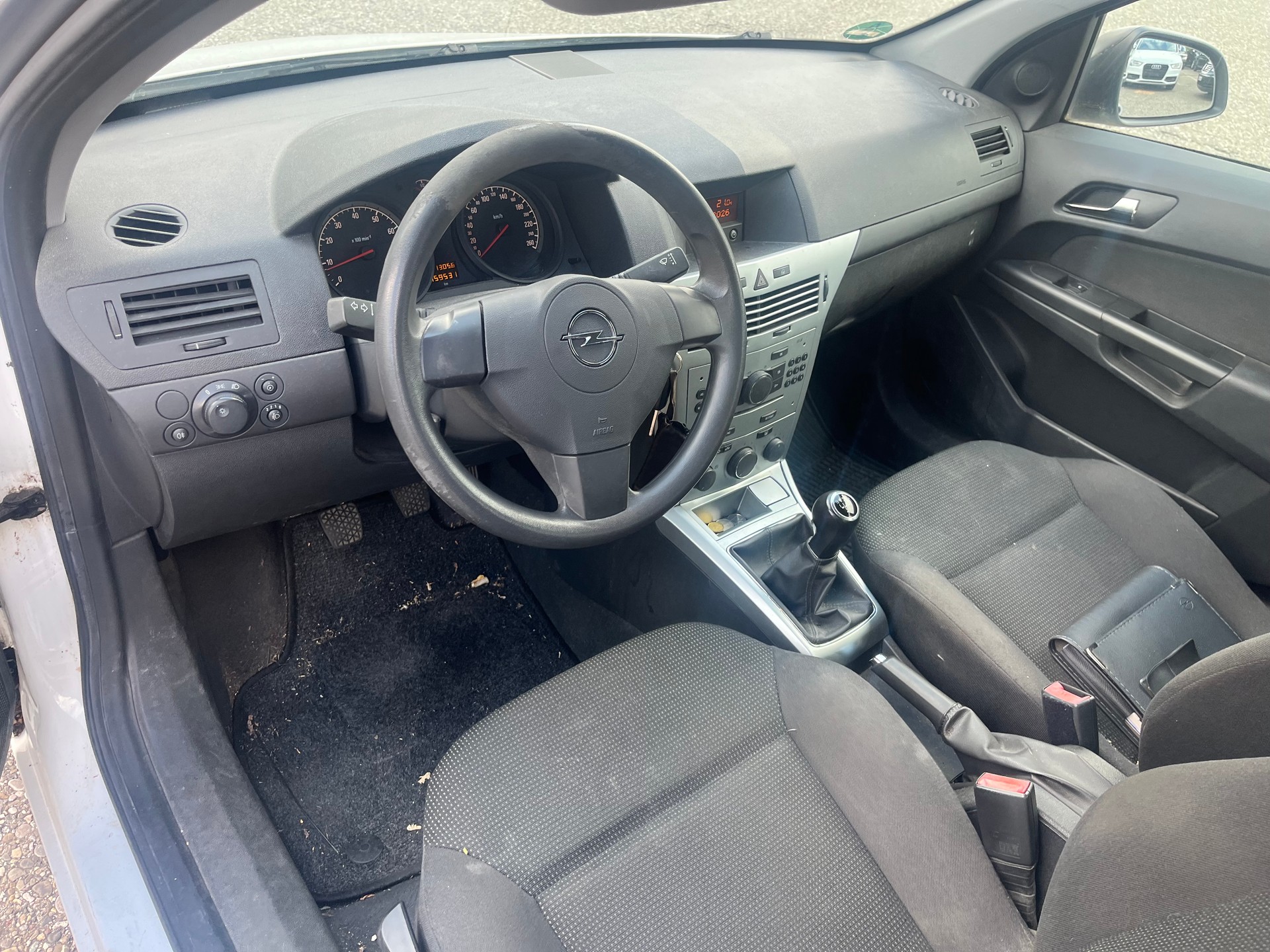 OPEL Astra 1.6i 16V Enjoy-image-4