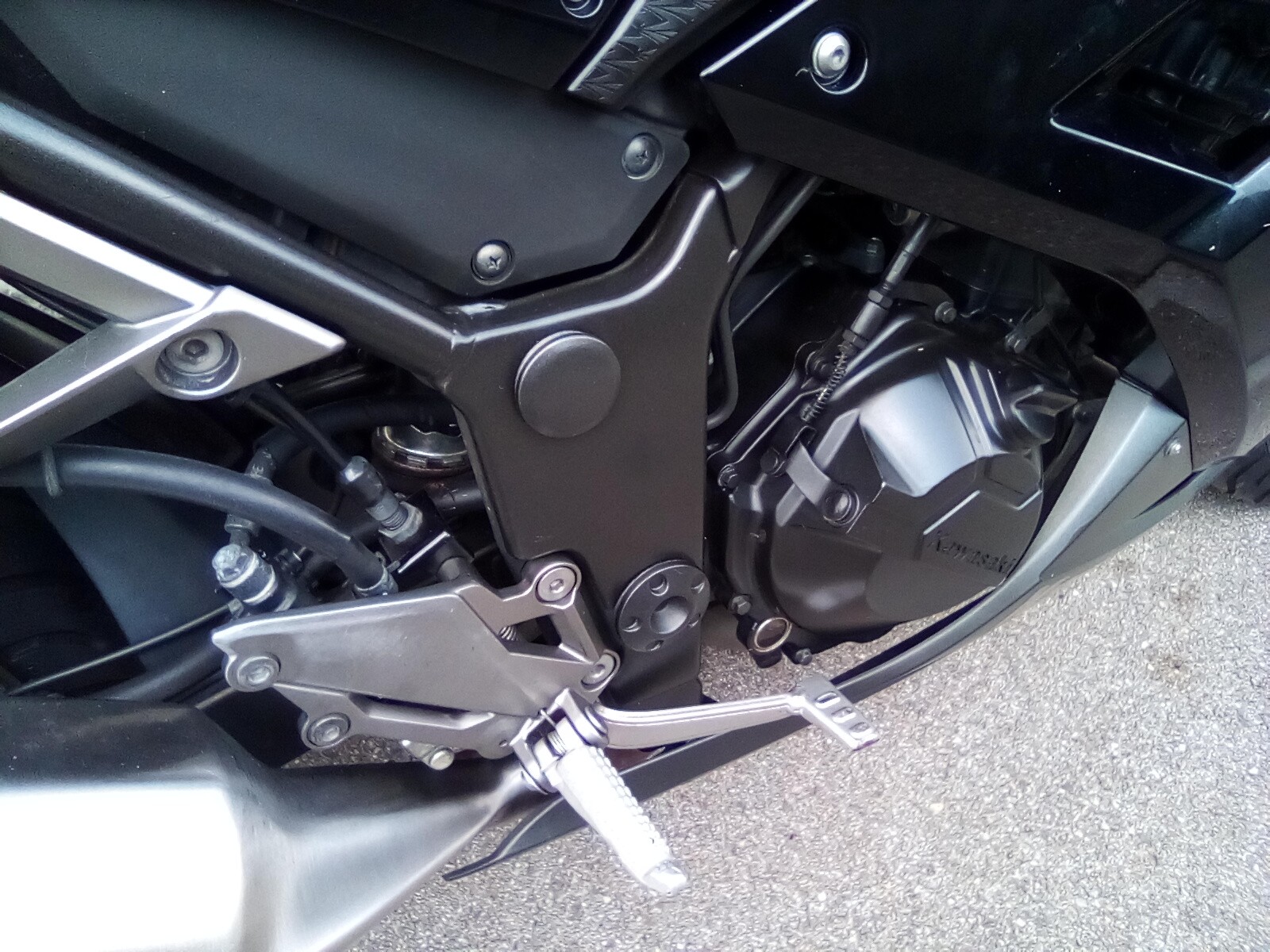 KAWASAKI Ninja 300 ABS-image-2