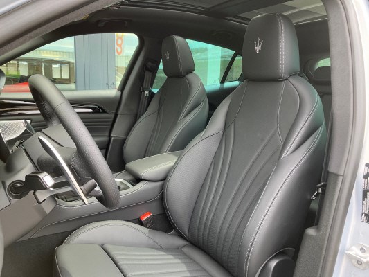 MASERATI Grecale Folgore 105kWh-image-9