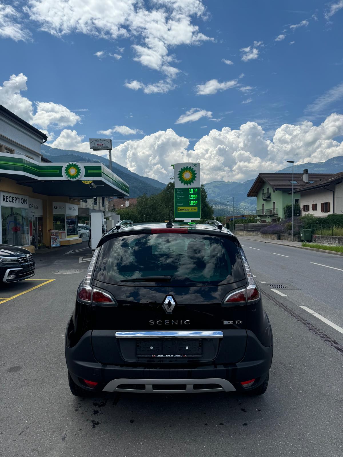 RENAULT Scénic Xmod 1.2 16V Turbo Bose Edition-image-3