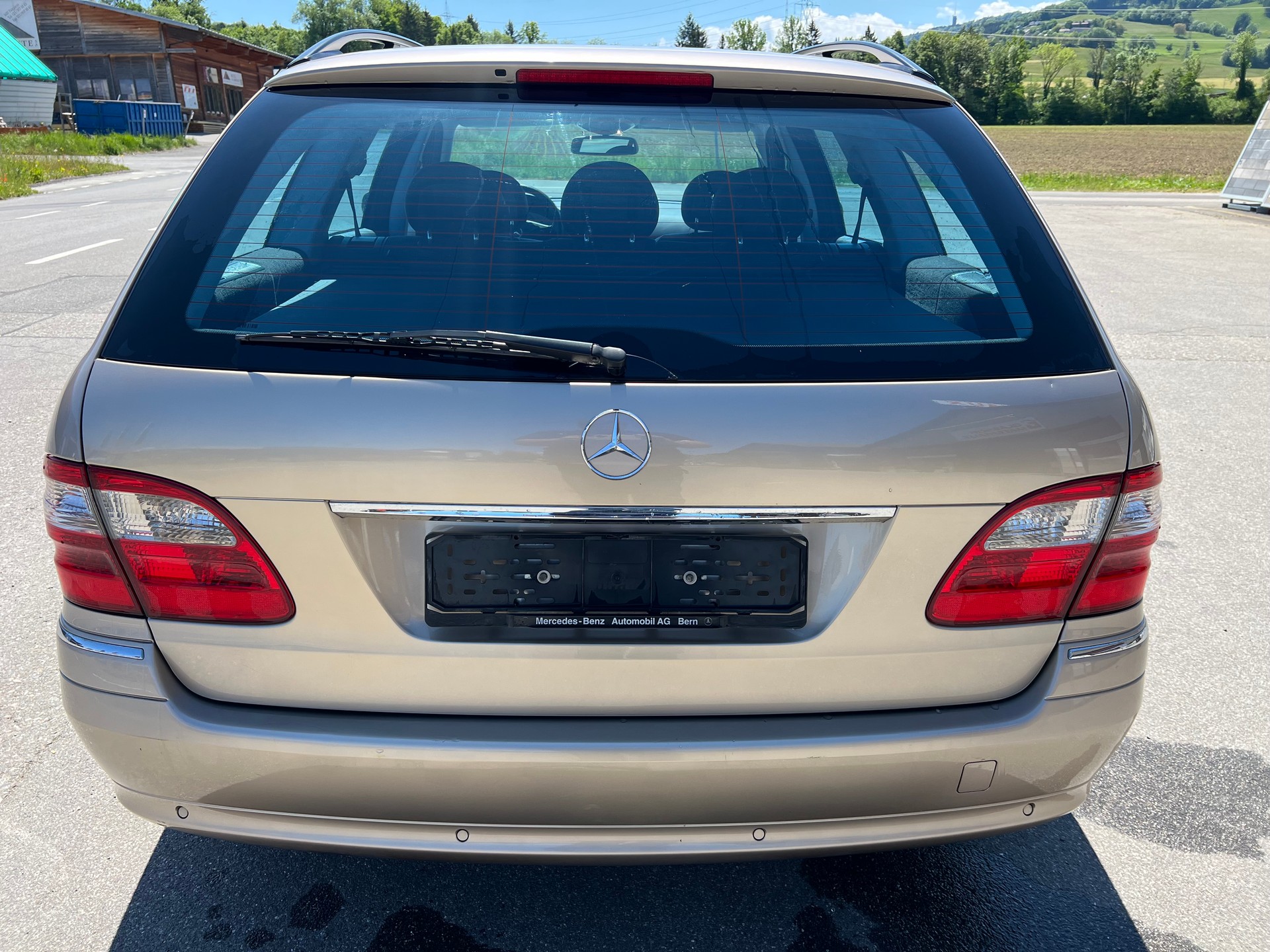 MERCEDES-BENZ E 270 CDI Avantgarde-image-5