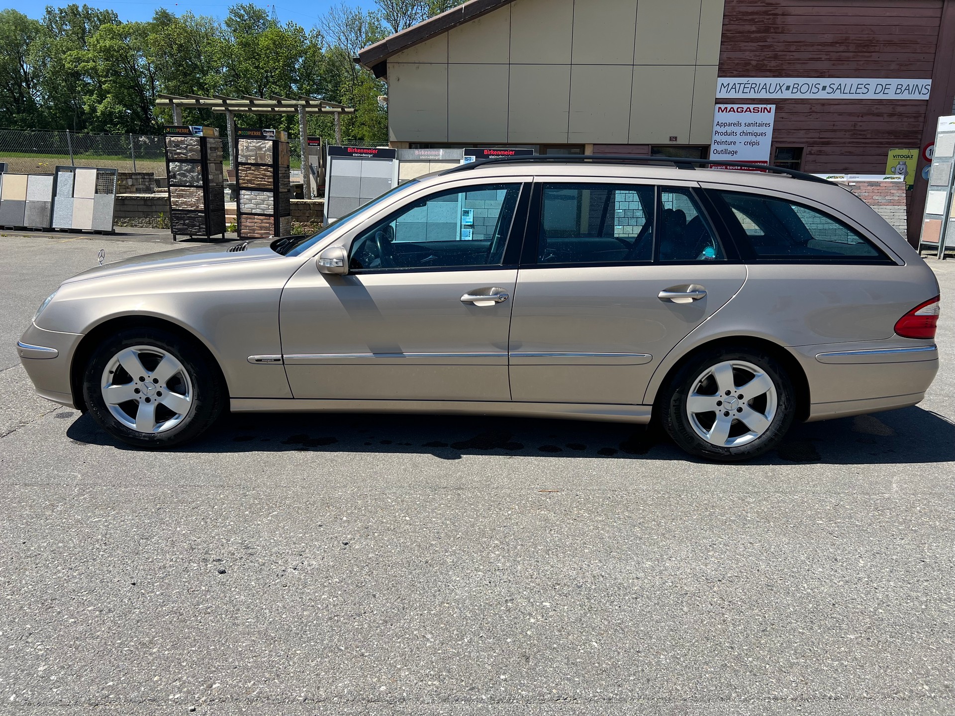 MERCEDES-BENZ E 270 CDI Avantgarde-image-6
