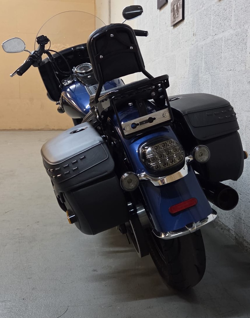 HARLEY-DAVIDSON FLHCS Heritage Classic 114 ABS-image-3