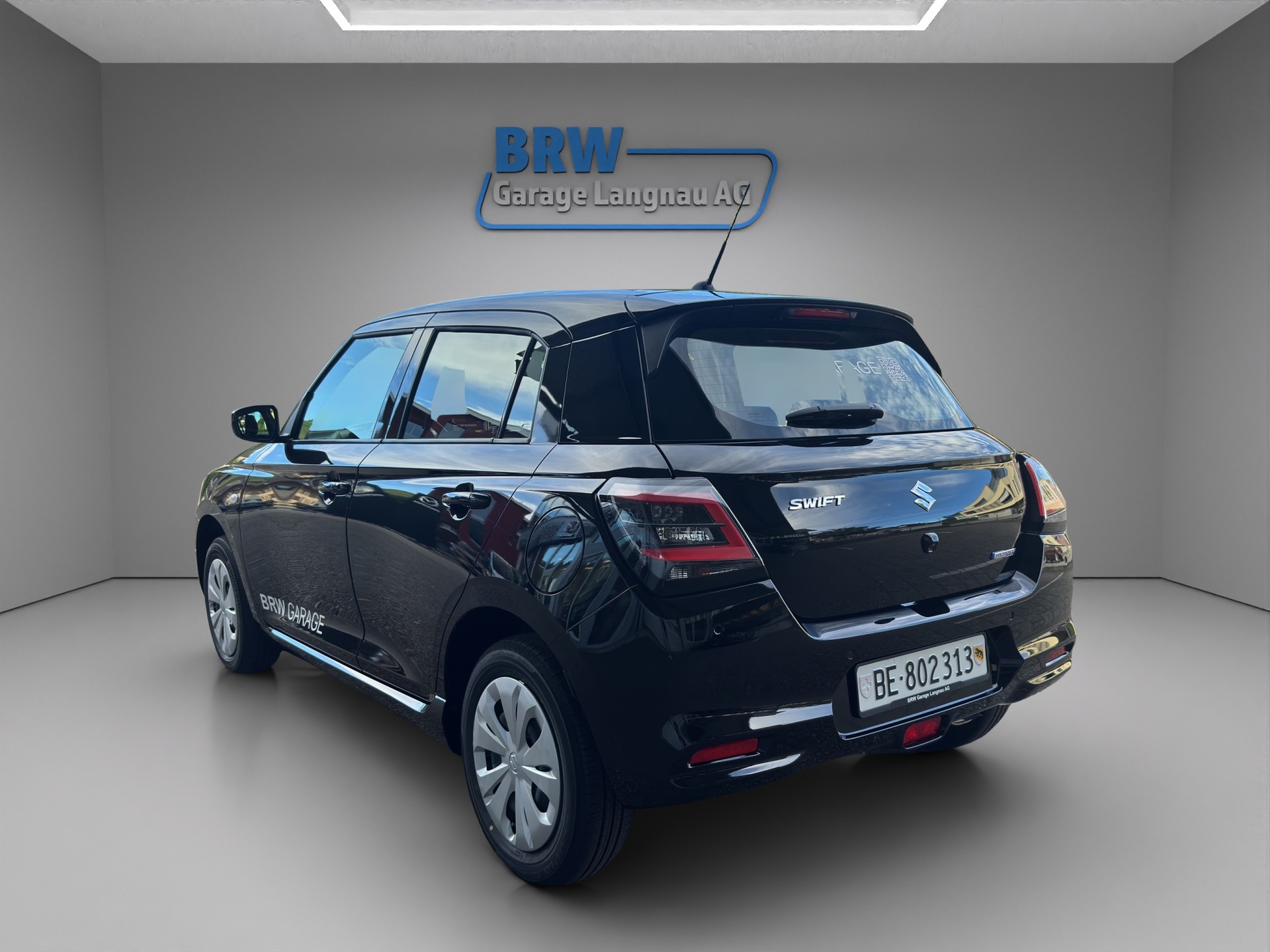 SUZUKI Swift 1.2 Compact Hybrid 4x4-showroom-element-2