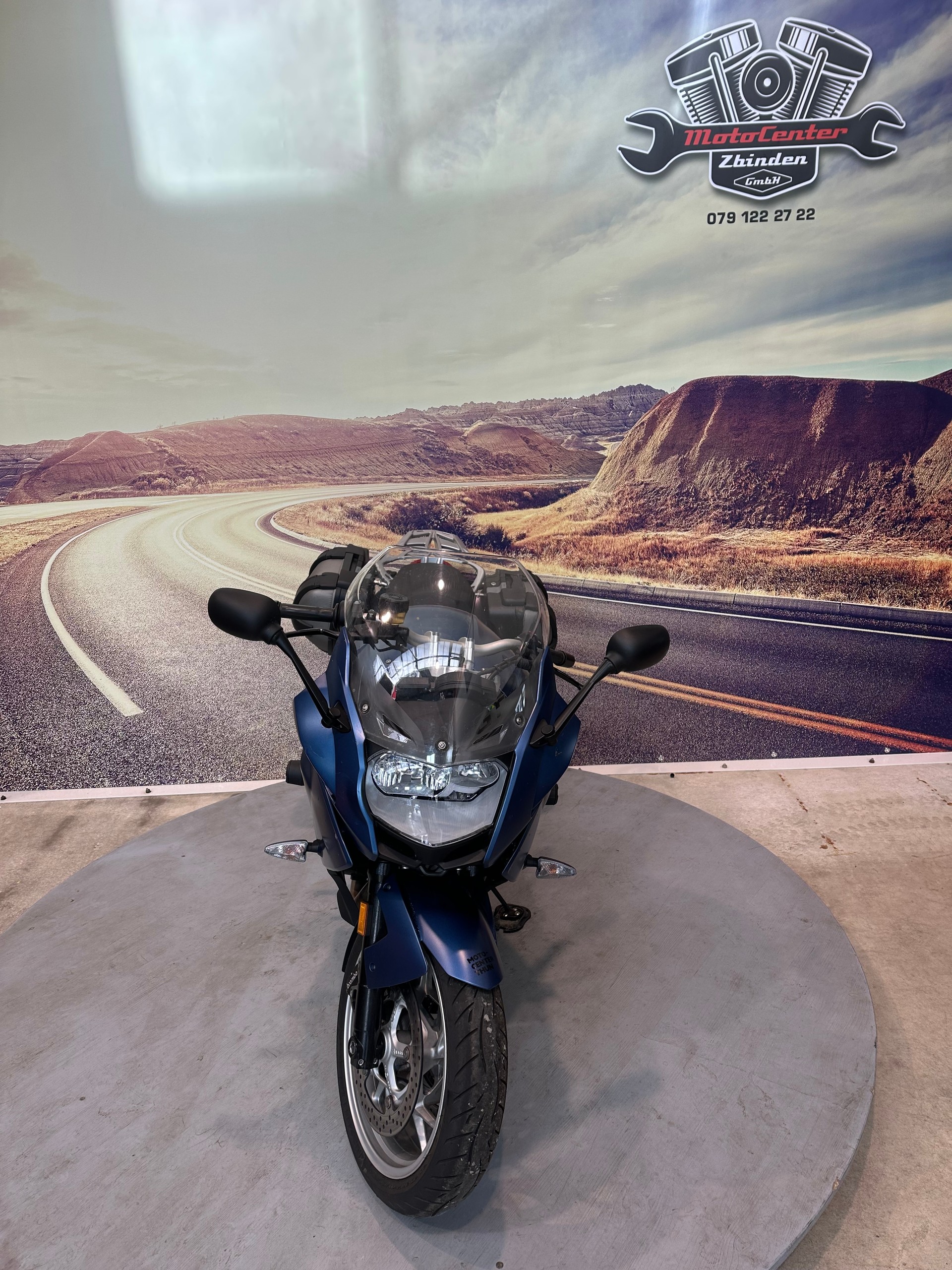 BMW F 800 GT-image-2