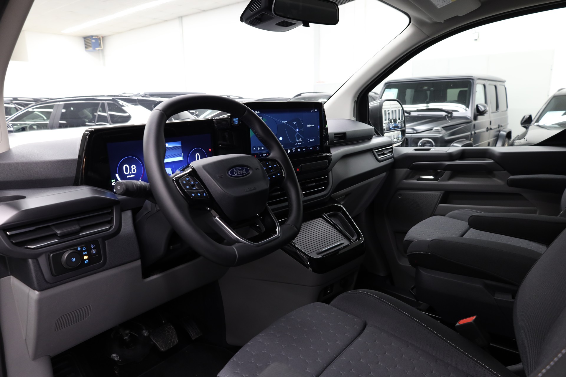 FORD Tourneo Custom 320 L1 2.0 TDCI 4x4 Titanium-image-18
