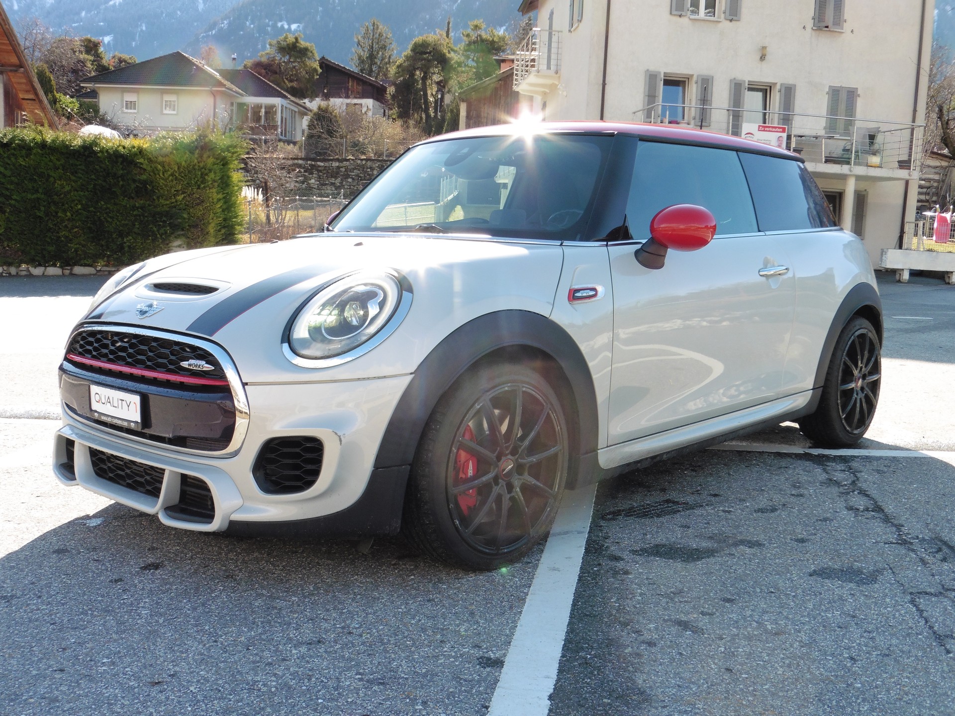 MINI Cooper John Cooper Works Steptronic-showroom-element-1