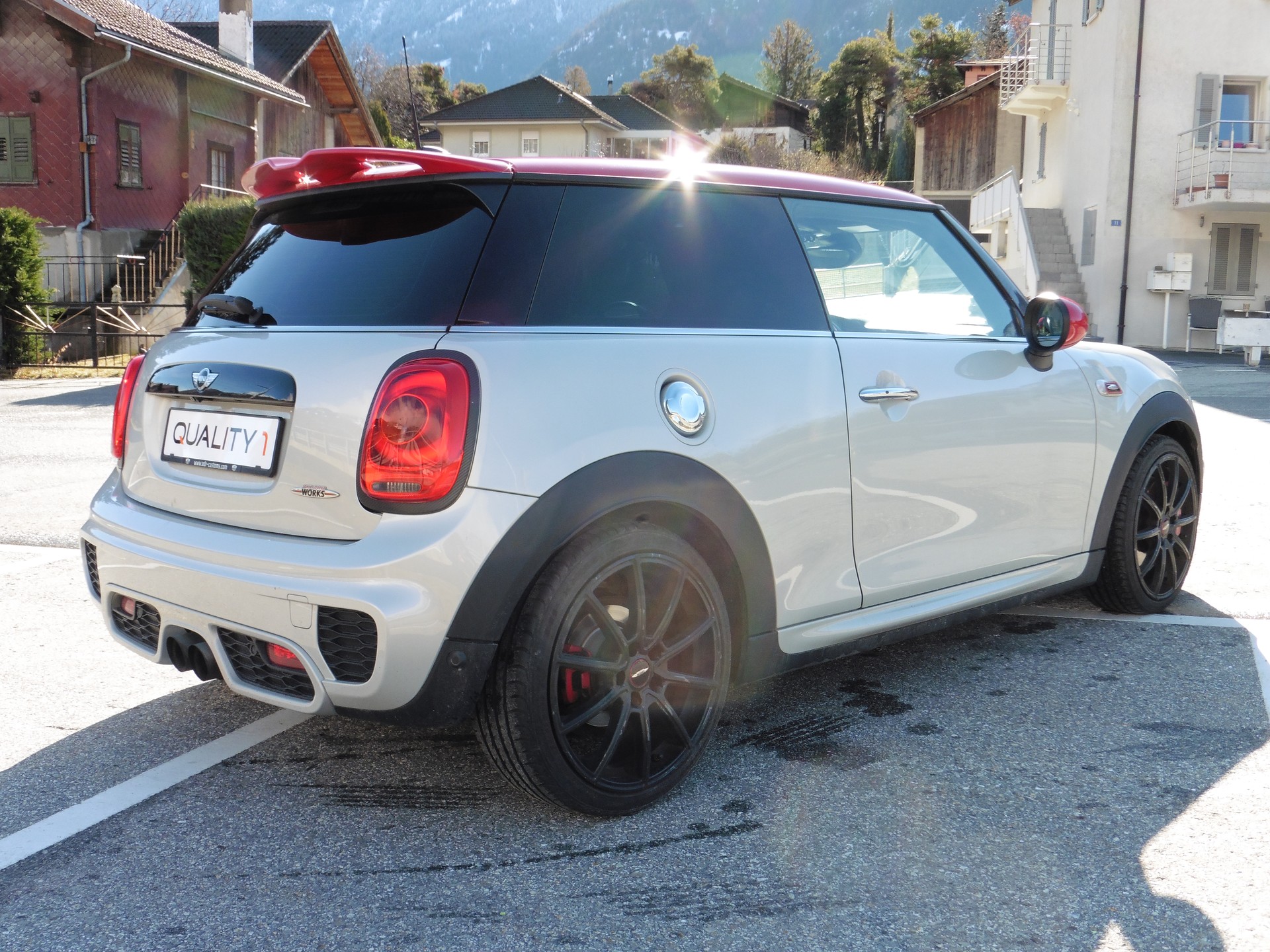 MINI Cooper John Cooper Works Steptronic-image-6