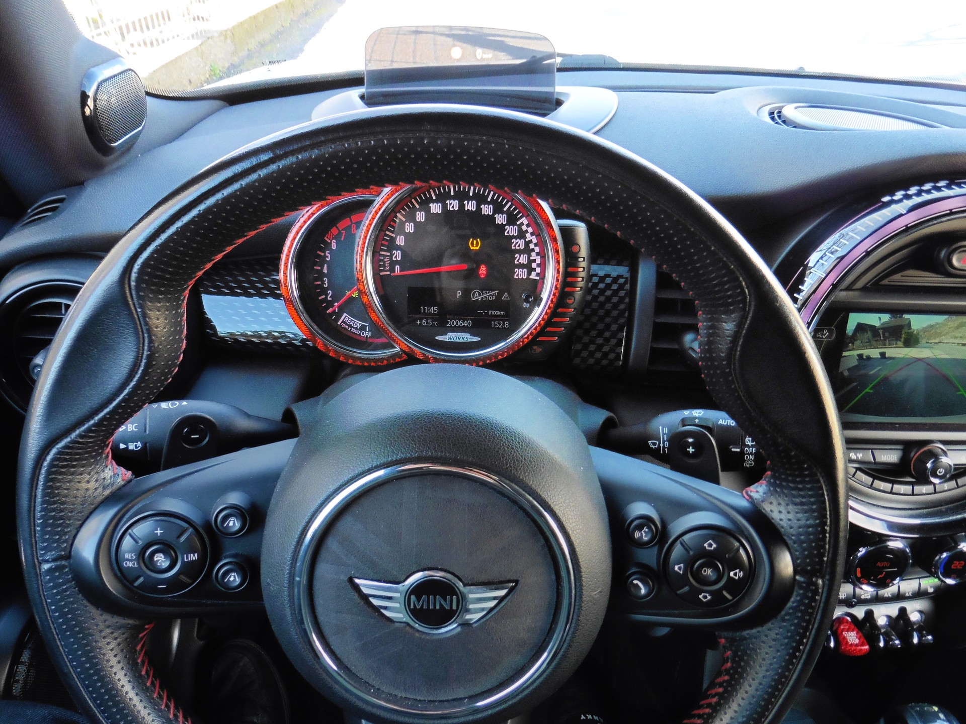 MINI Cooper John Cooper Works Steptronic-image-11