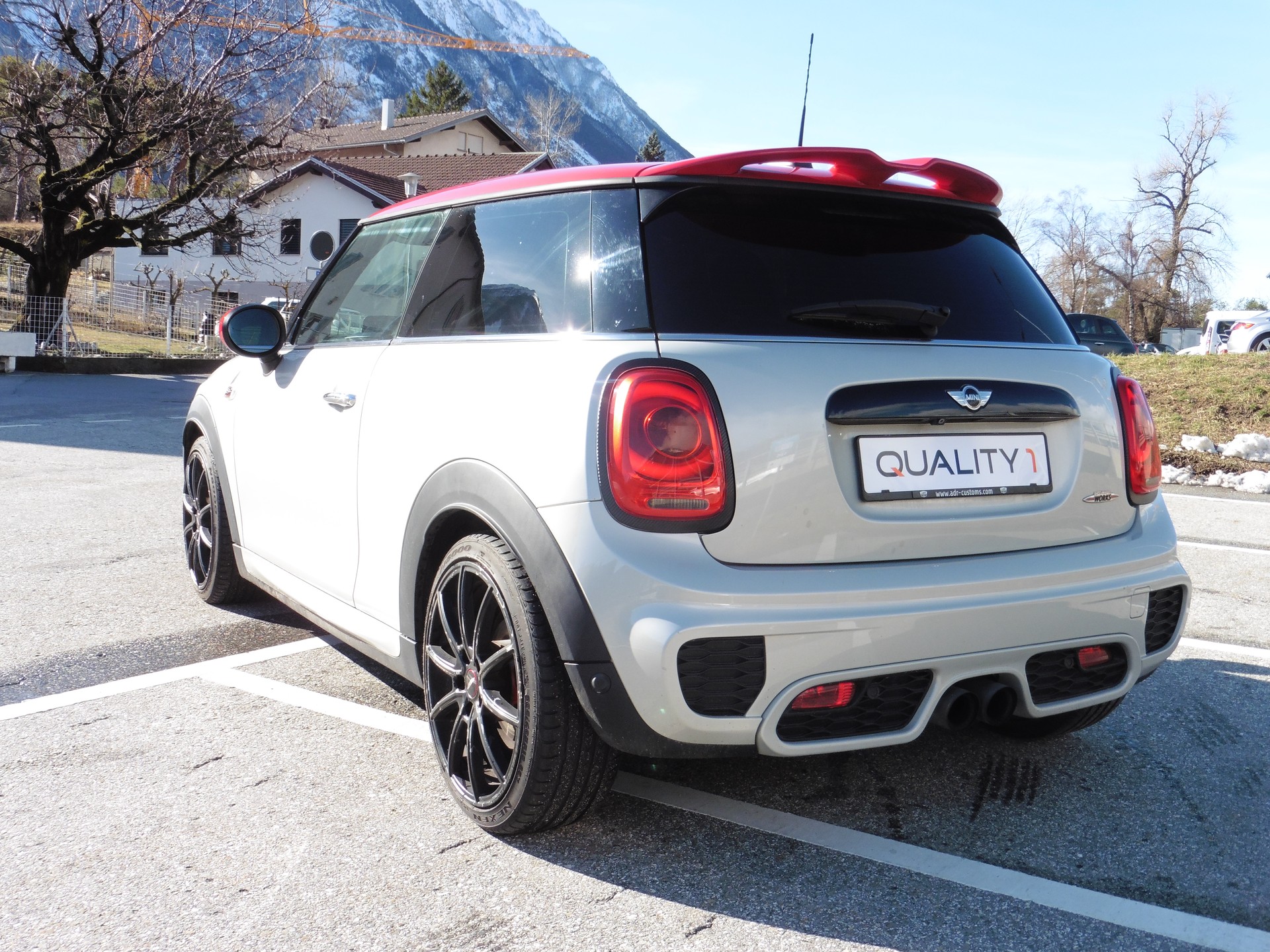 MINI Cooper John Cooper Works Steptronic-image-5