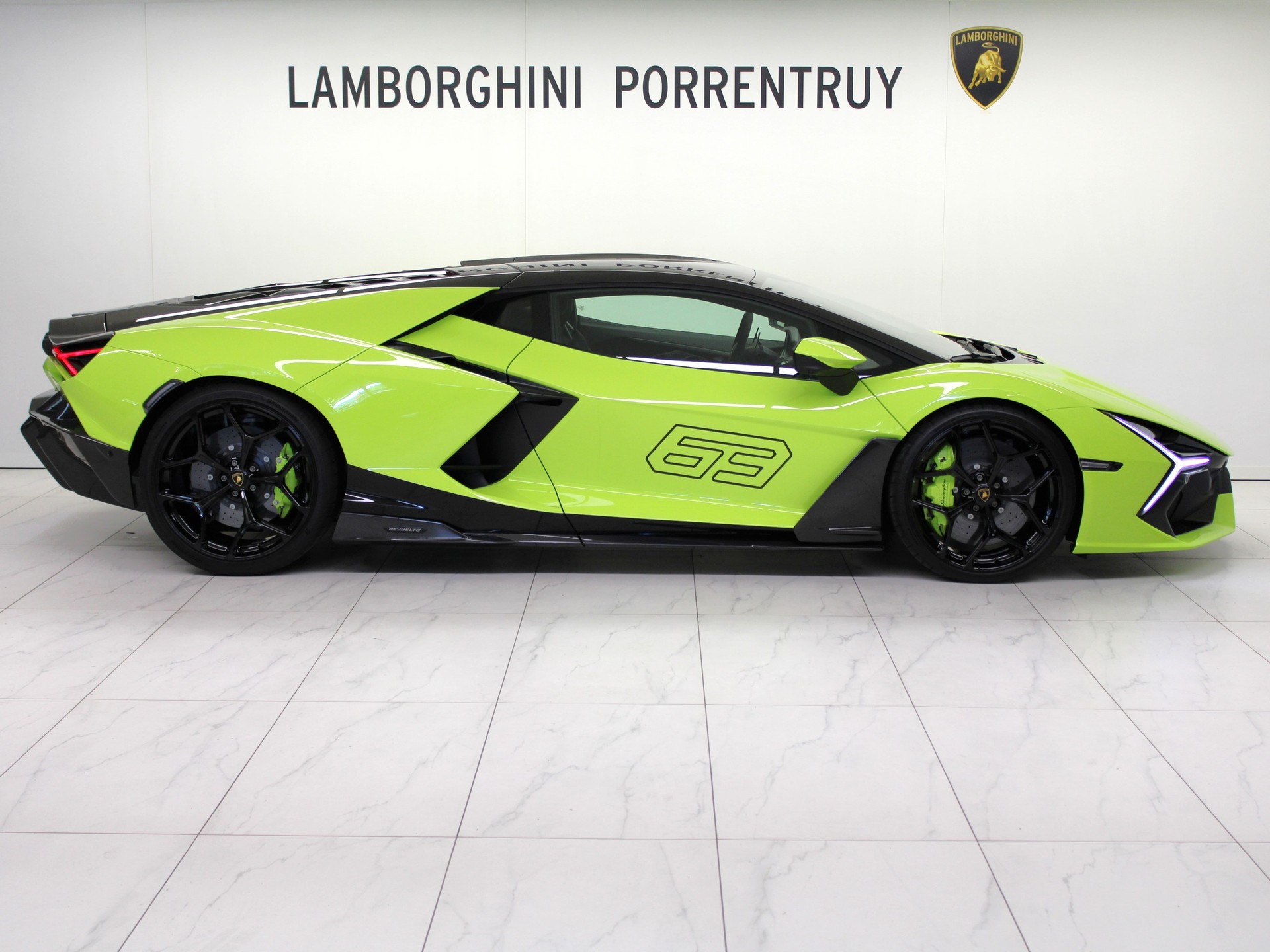 LAMBORGHINI Revuelto HPEV-image-1