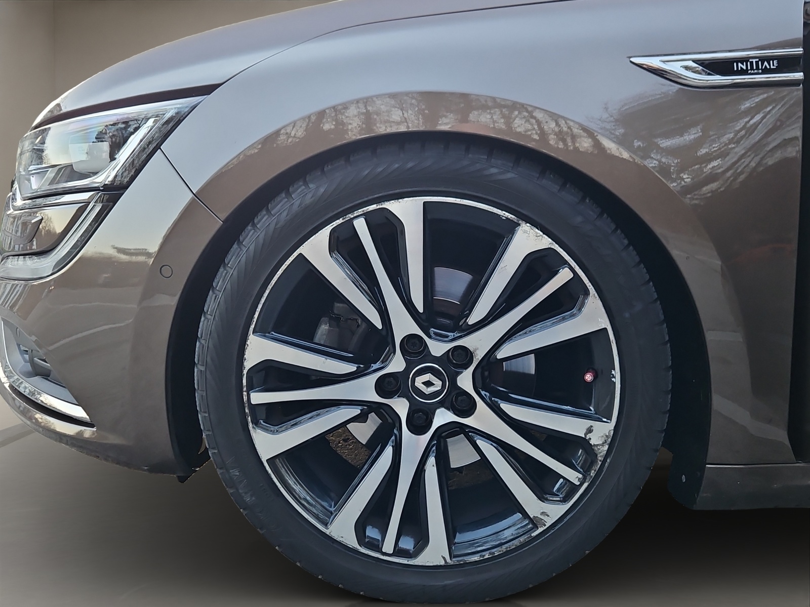 RENAULT Talisman Grandtour 2.0 dCi Initiale Paris EDC-image-11