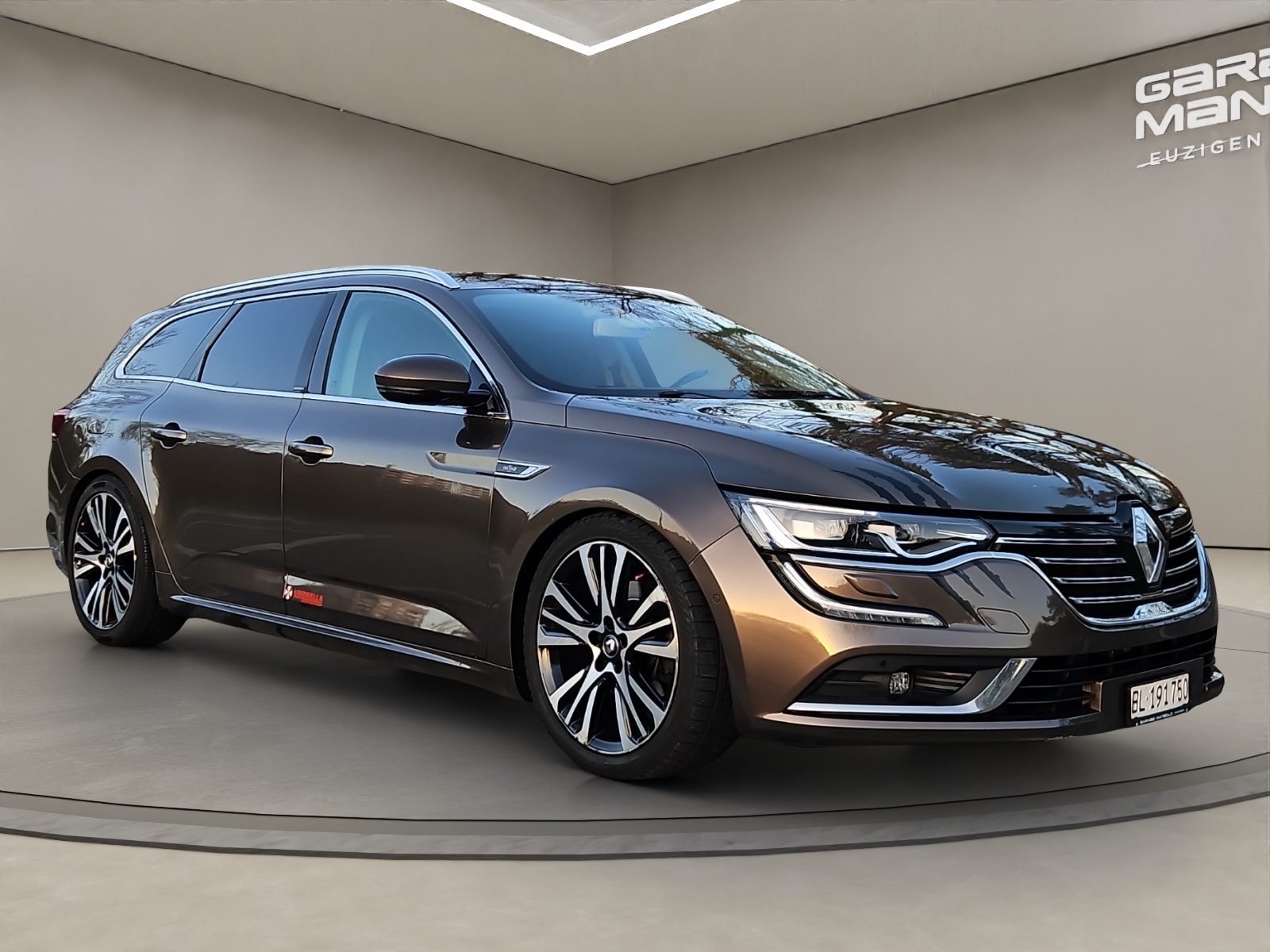 RENAULT Talisman Grandtour 2.0 dCi Initiale Paris EDC-image-6