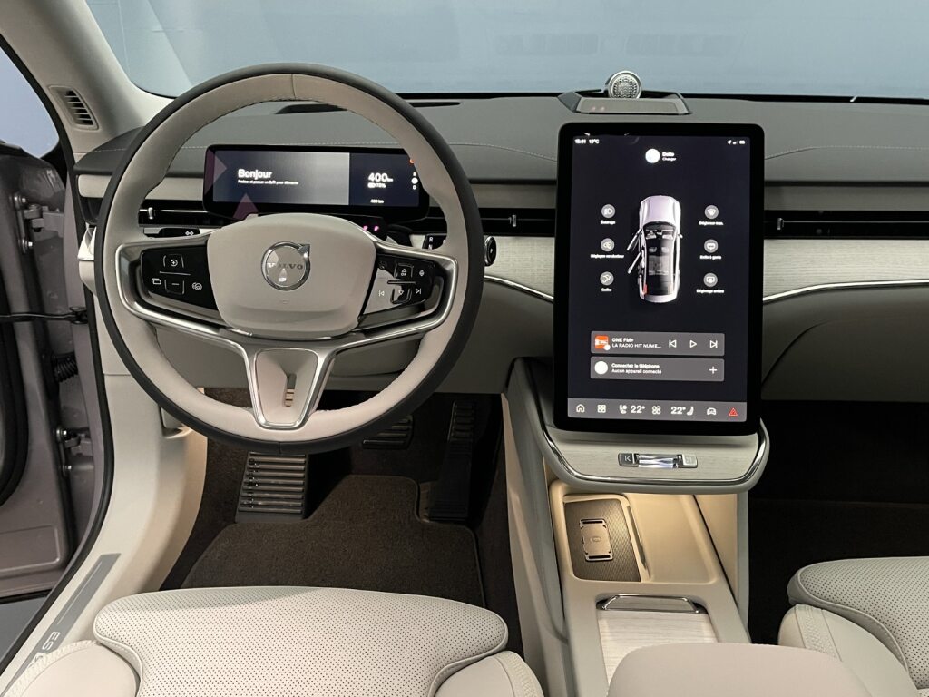 VOLVO ES90 Single Motor Extended Range Ultra-image-8