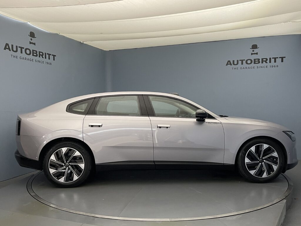 VOLVO ES90 Single Motor Extended Range Ultra-showroom-element-3