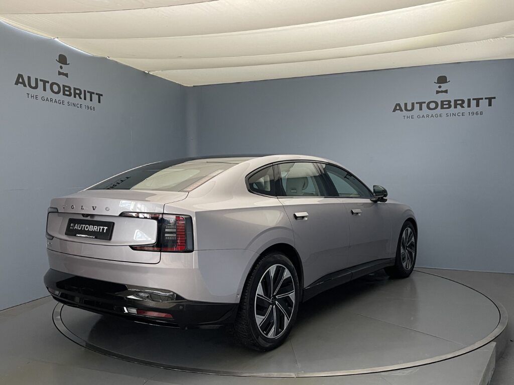 VOLVO ES90 Single Motor Extended Range Ultra-showroom-element-2