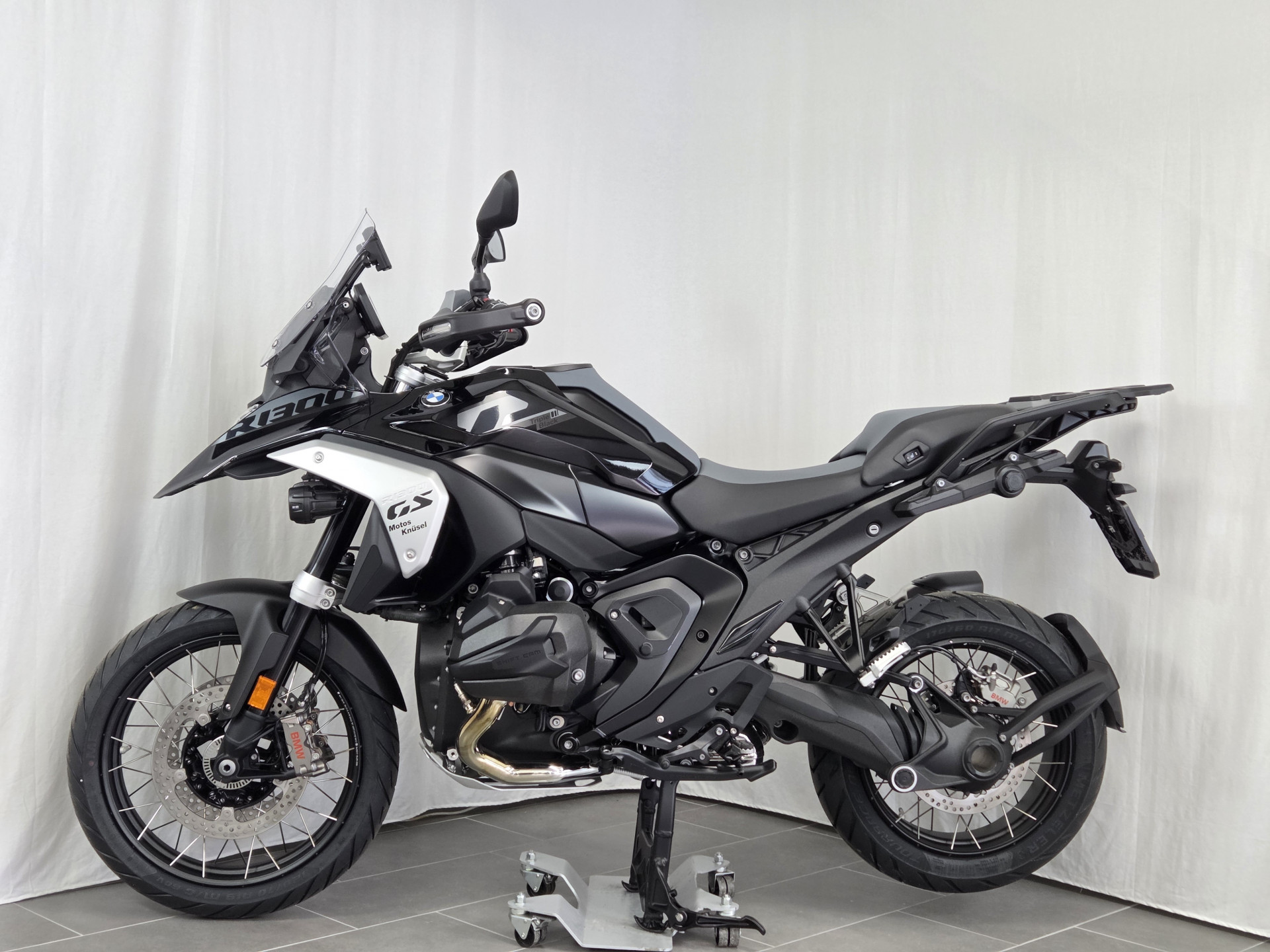 BMW R 1300 GS ASA Boxer-Prämie CHF -1'500 für Verträge bis 30.09.26-showroom-element-3