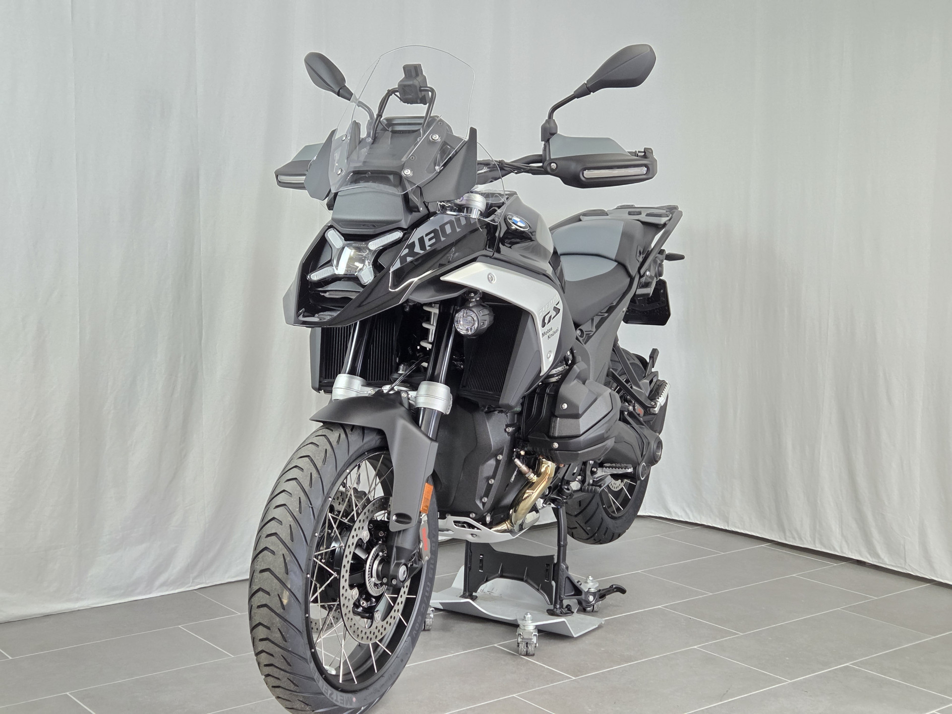 BMW R 1300 GS ASA Boxer-Prämie CHF -1'500 für Verträge bis 30.09.26-showroom-element-2