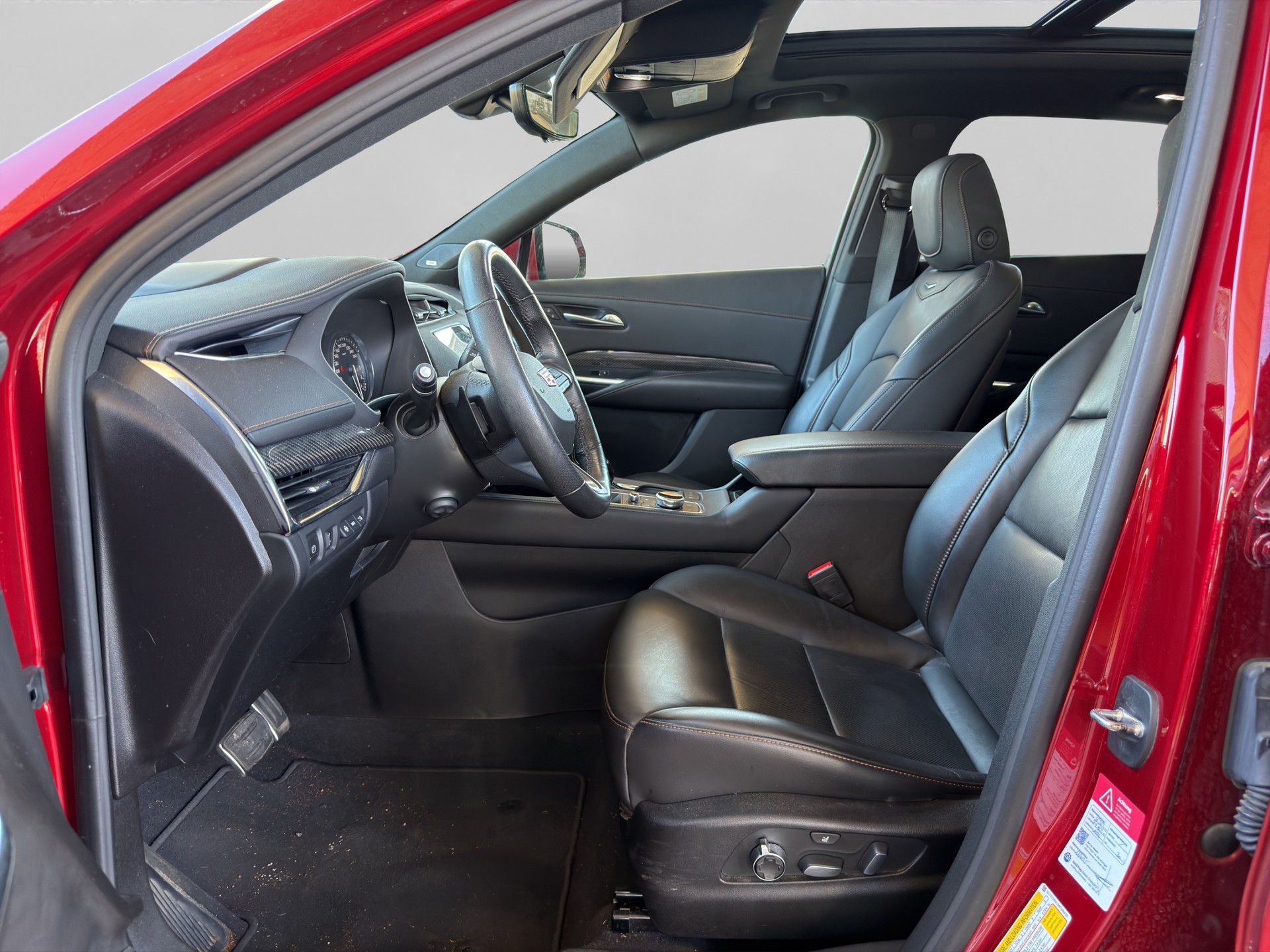 CADILLAC XT4 350T 2.0 Sport AWD Automat-image-3