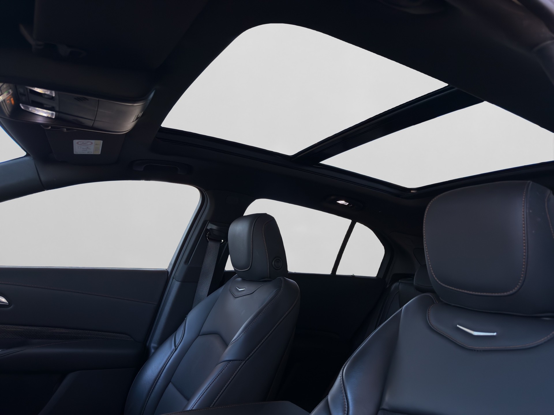 CADILLAC XT4 350T 2.0 Sport AWD Automat-image-10
