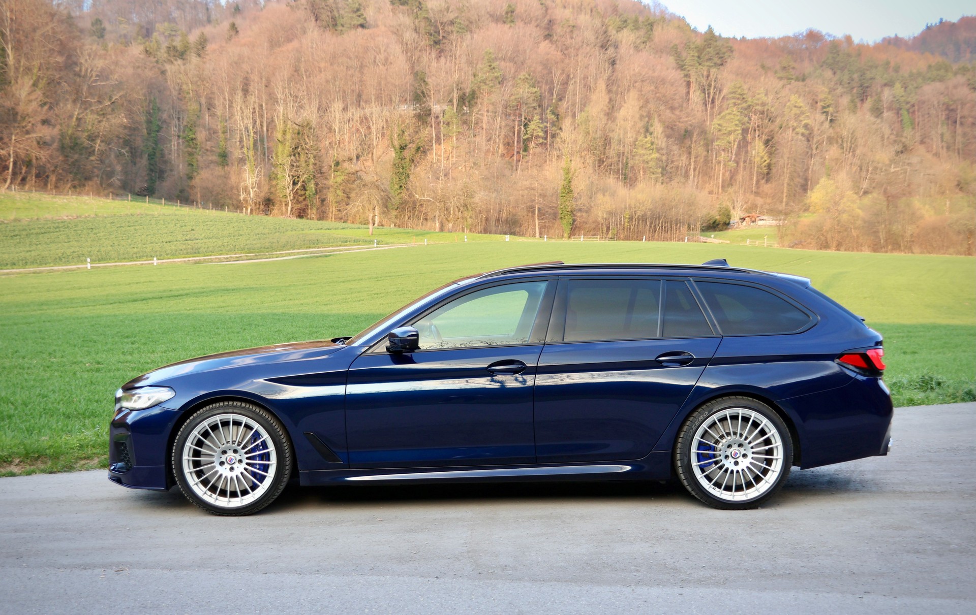 BMW-ALPINA D5 S Touring xDrive Switch-Tronic-image-4