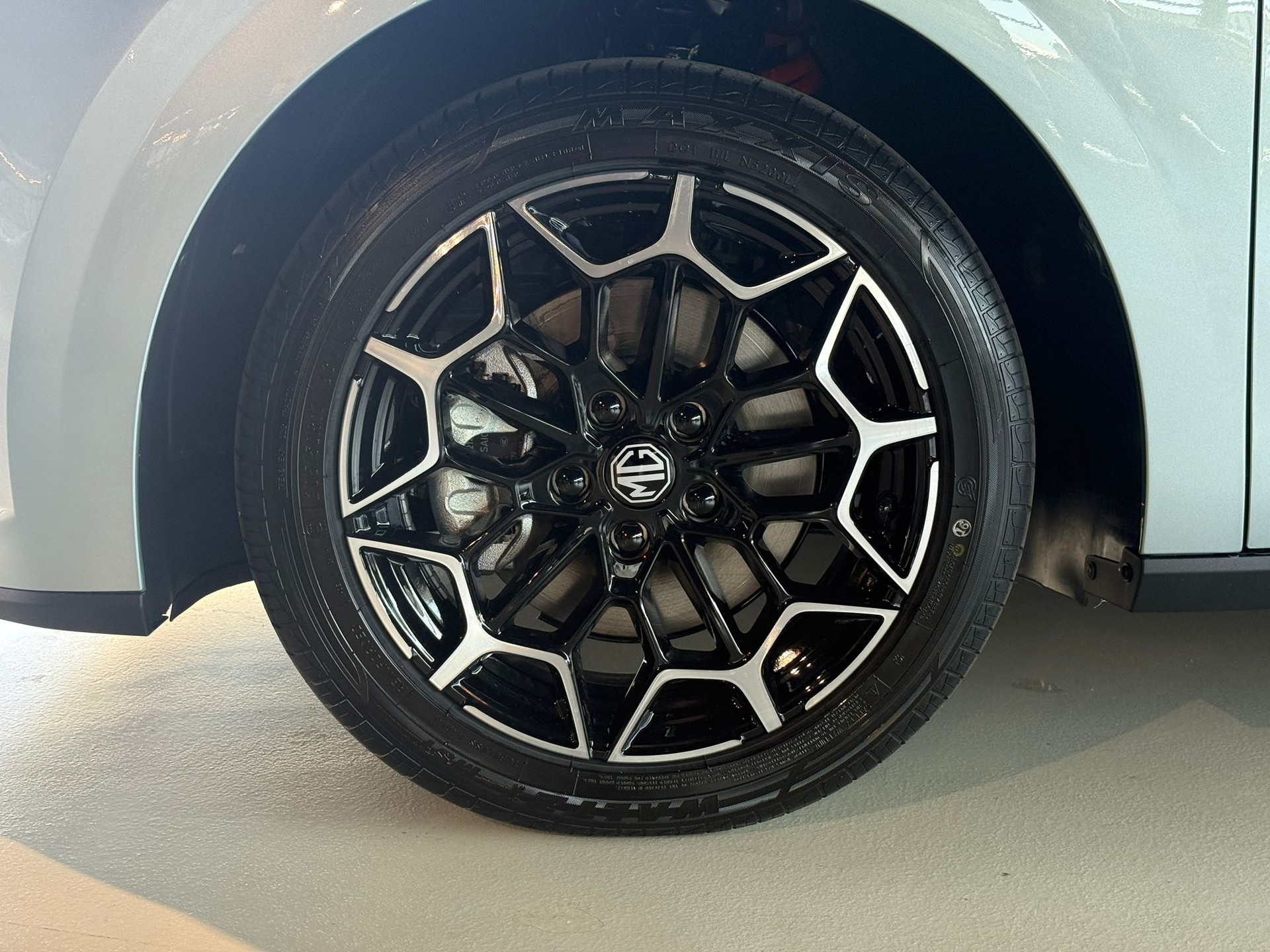 MG 4 Urban 54 kWh Premium-image-19