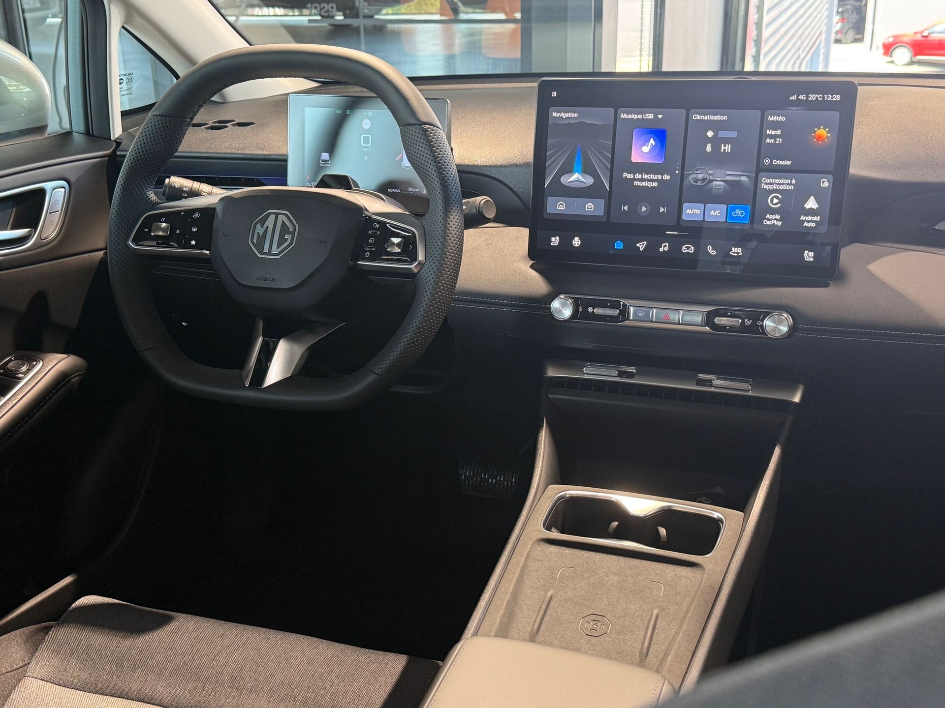 MG 4 Urban 54 kWh Premium-image-9