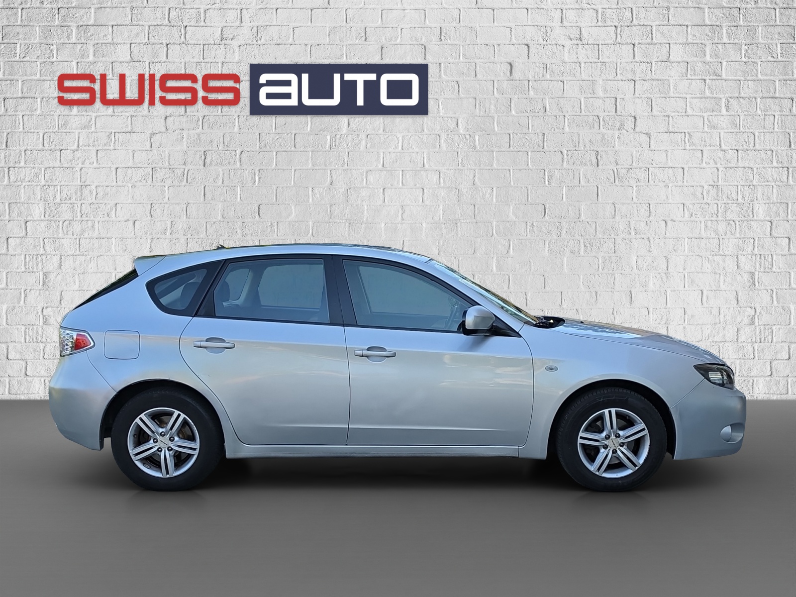 SUBARU Impreza 2.0R Swiss Automatic-showroom-element-3