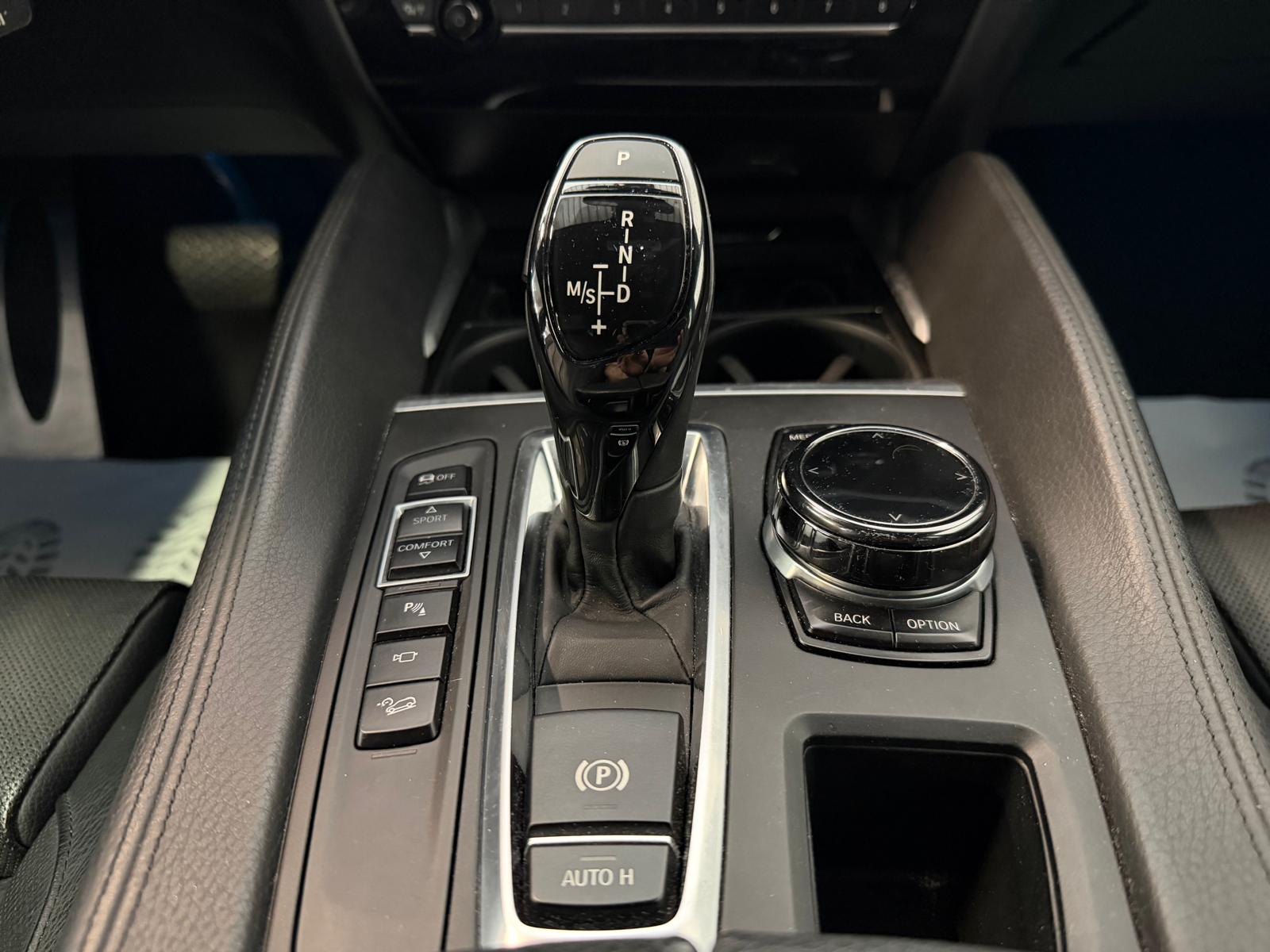 BMW X6 xDrive 40d Steptronic M-Paket-image-15
