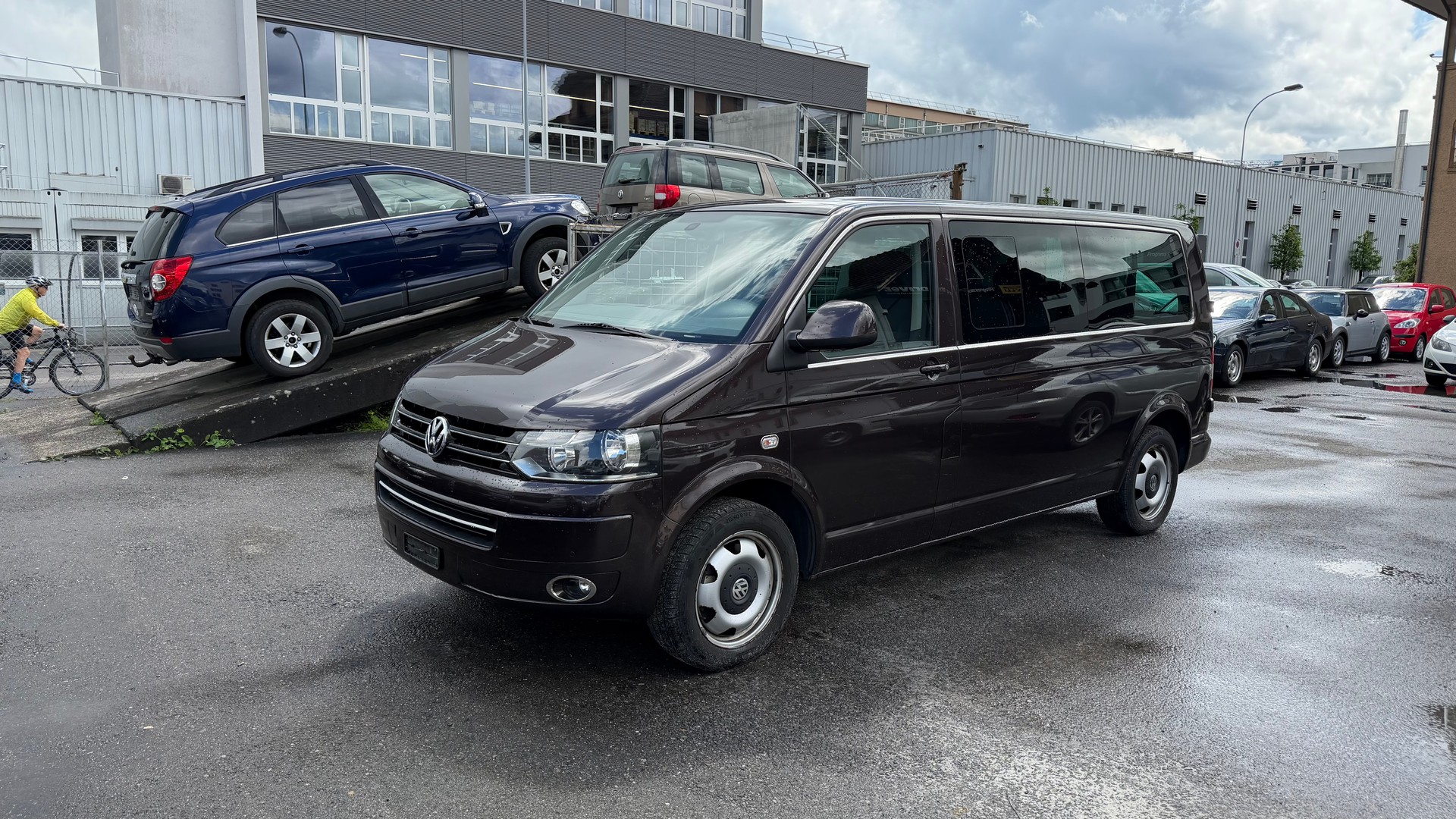VW CARAVELLE COMFORT .LR.2.0 TDI CR-image-1