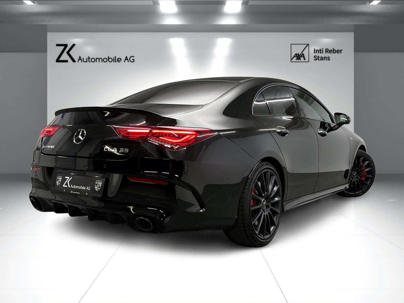 MERCEDES-BENZ CLA 35 AMG Night Black 4Matic 7G-DCT / Panoramadach / 360° Kamera / Burmester Sound / Keyless Go / Multibeam LED /-showroom-element-1