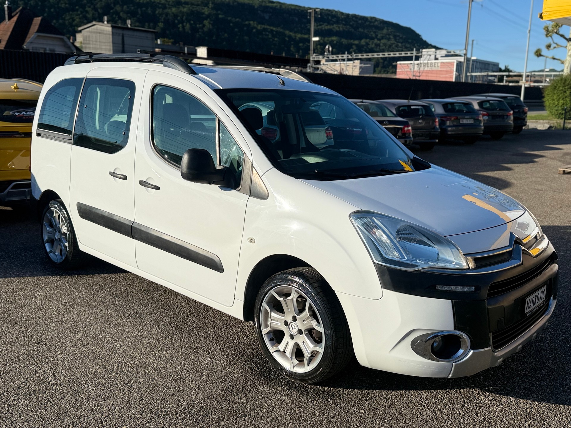CITROEN Berlingo 1.6 HDi Tonic-image-2