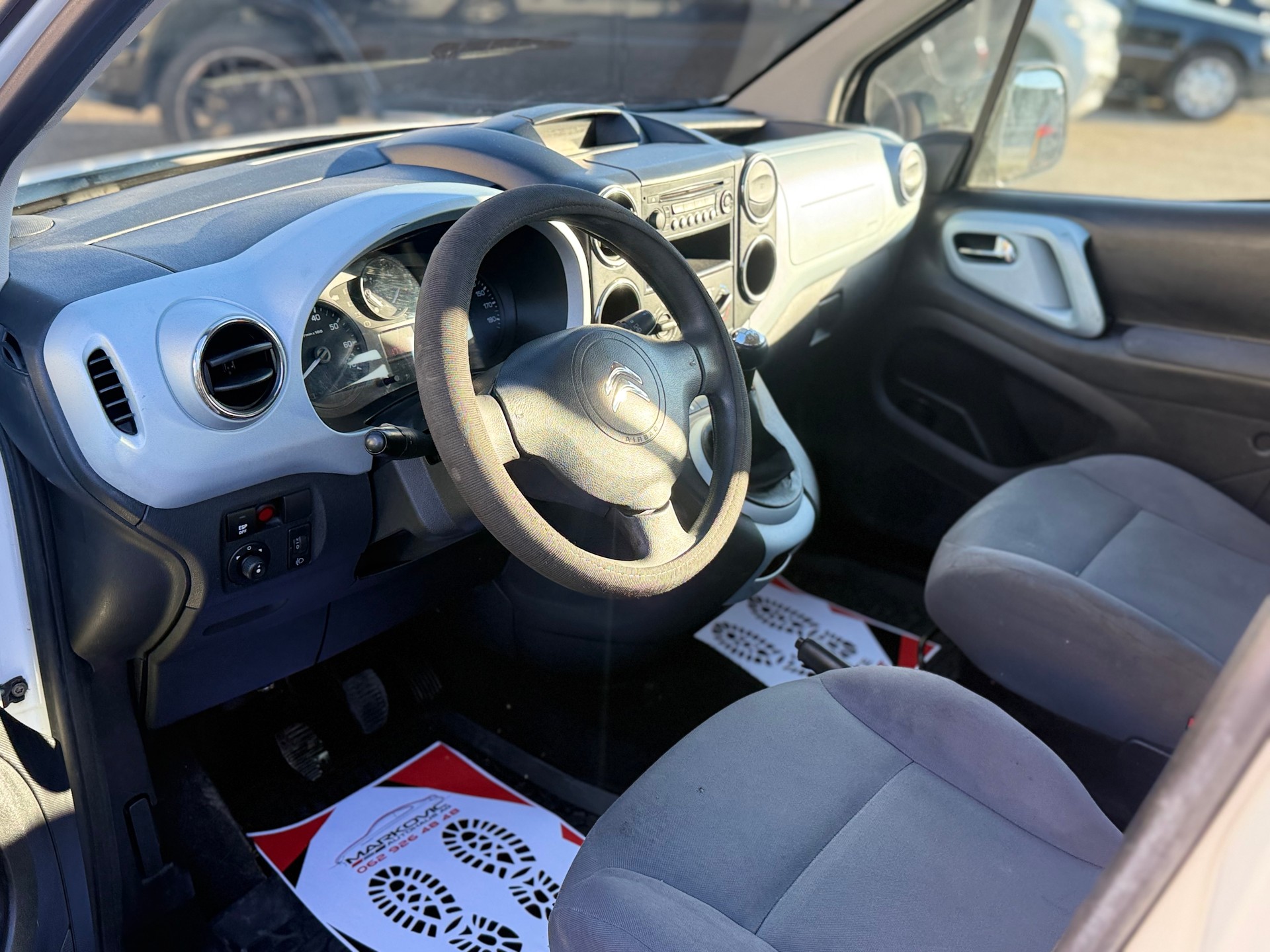 CITROEN Berlingo 1.6 HDi Tonic-image-8