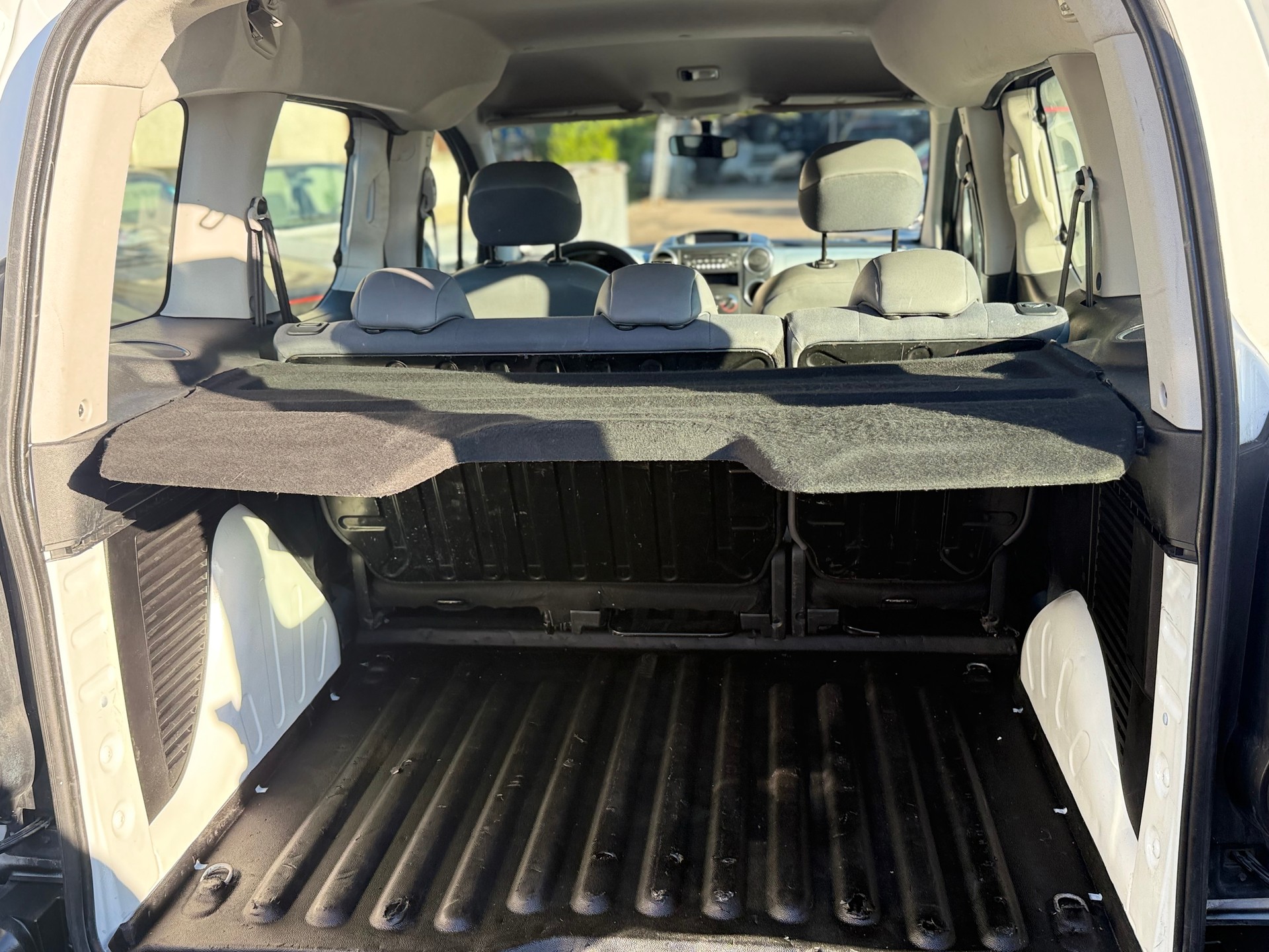 CITROEN Berlingo 1.6 HDi Tonic-image-5