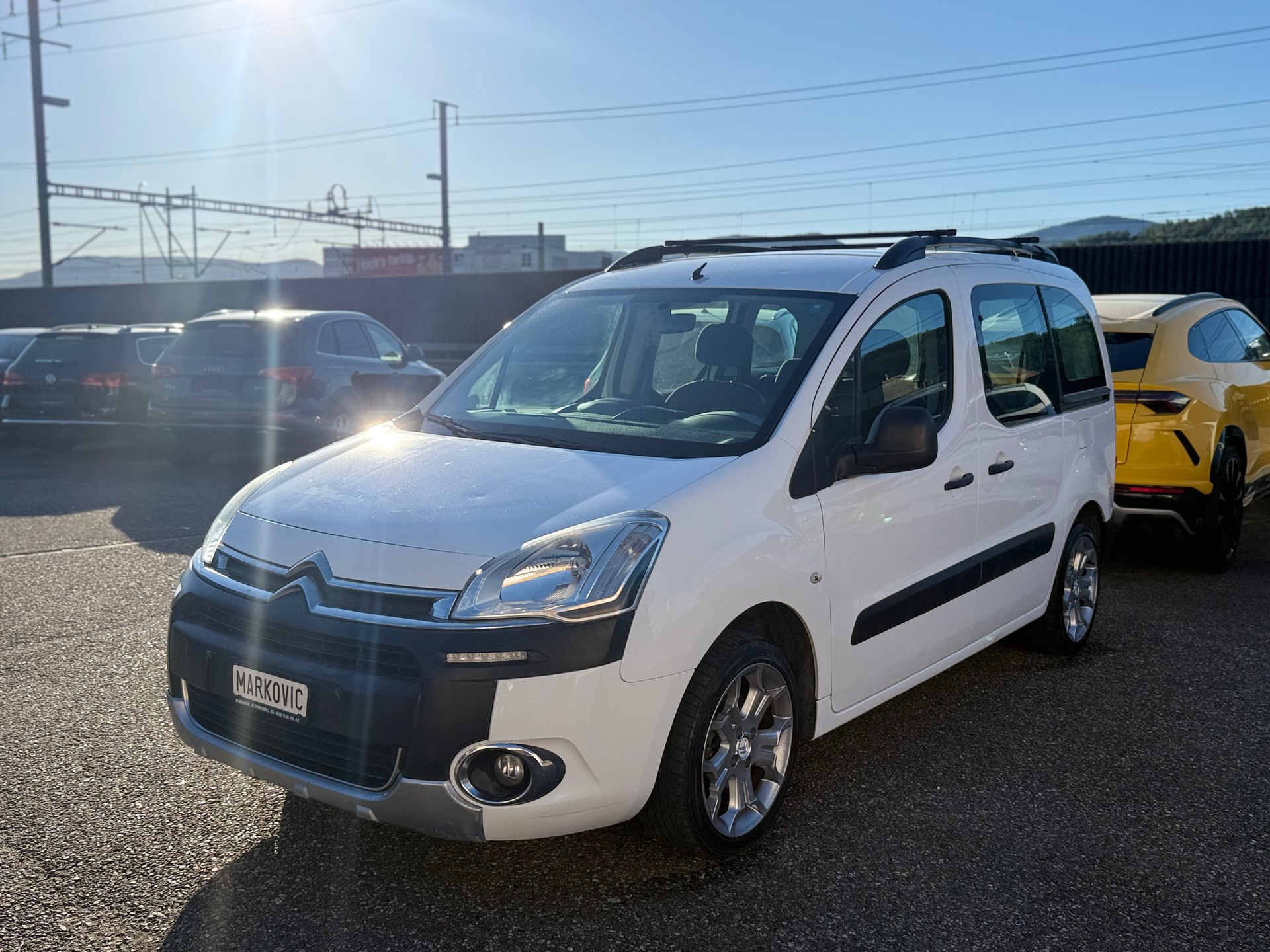 CITROEN Berlingo 1.6 HDi Tonic-image-1
