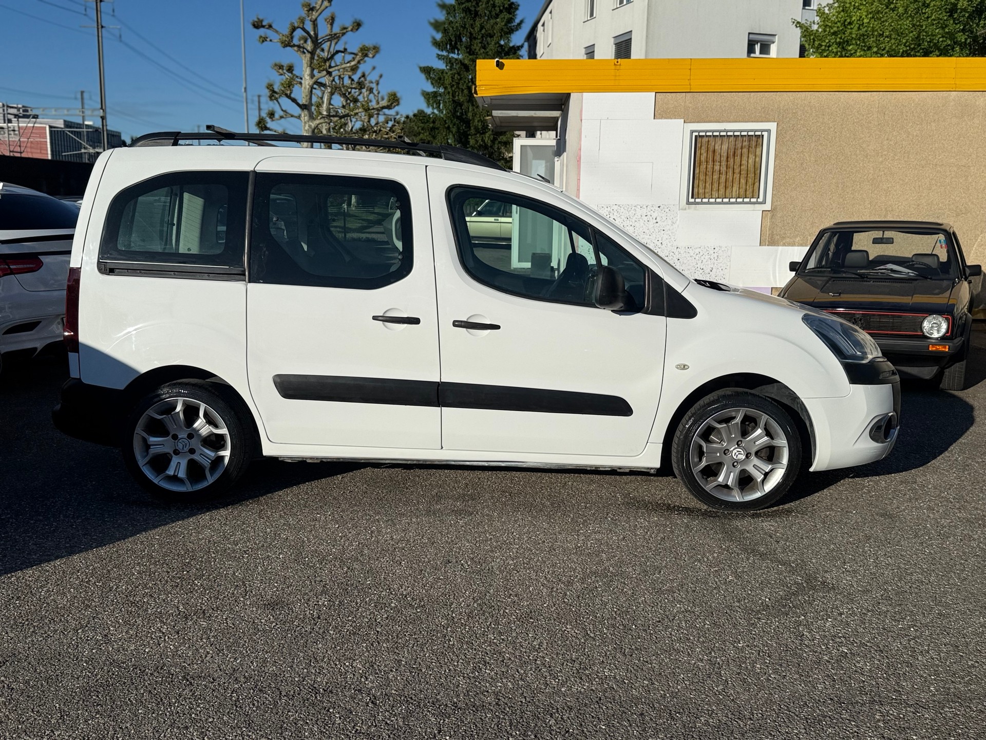 CITROEN Berlingo 1.6 HDi Tonic-image-3