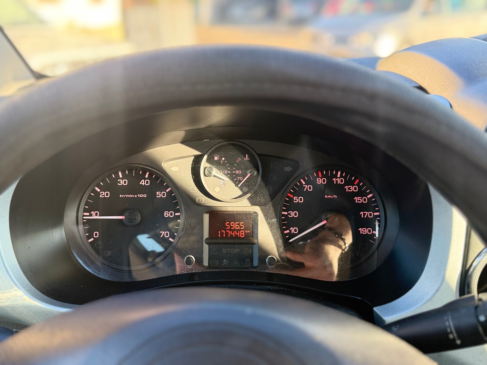 CITROEN Berlingo 1.6 HDi Tonic-image-10