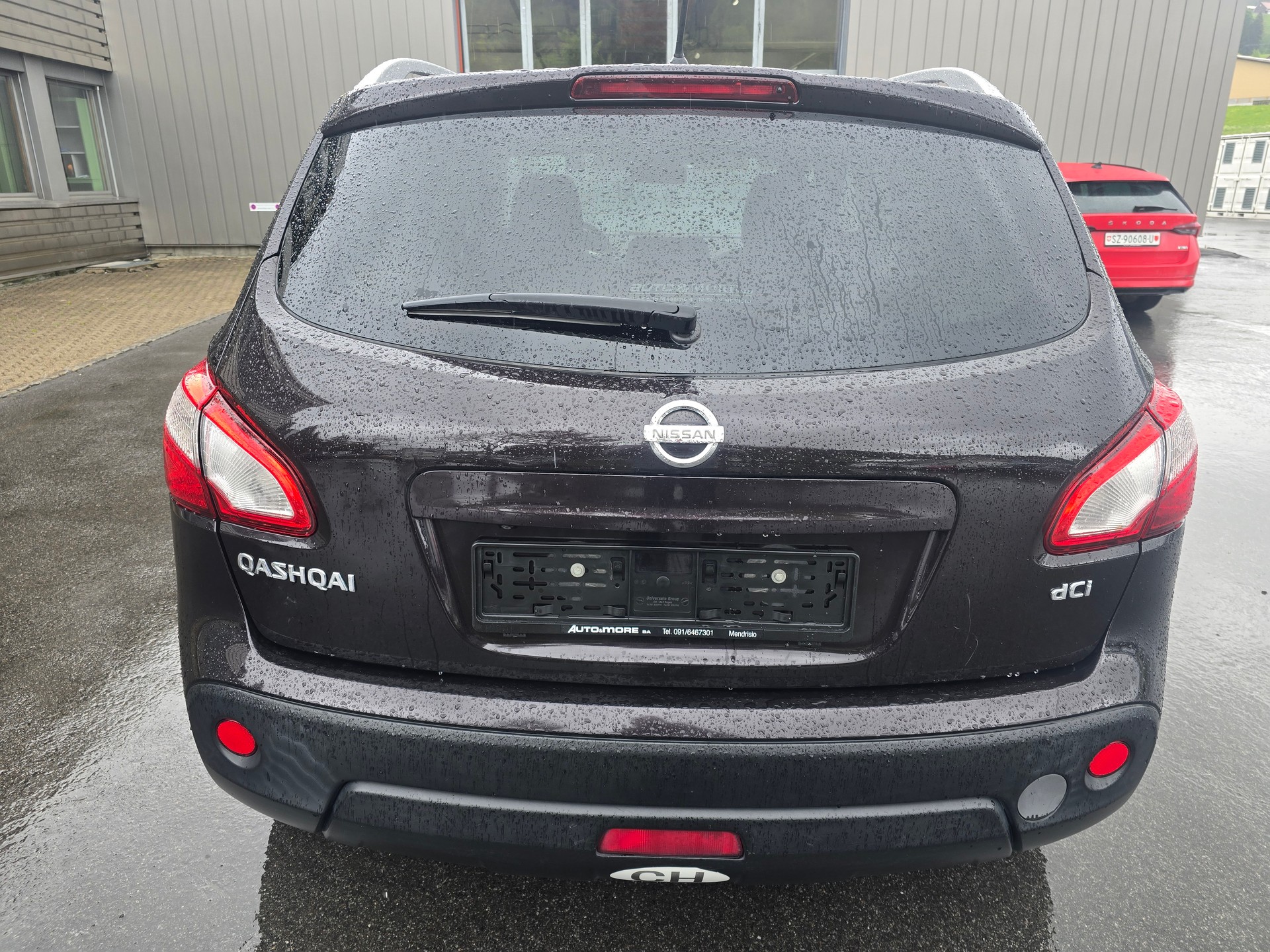NISSAN Qashqai 2.0 dCi 4WD i-Way Automatic-image-3