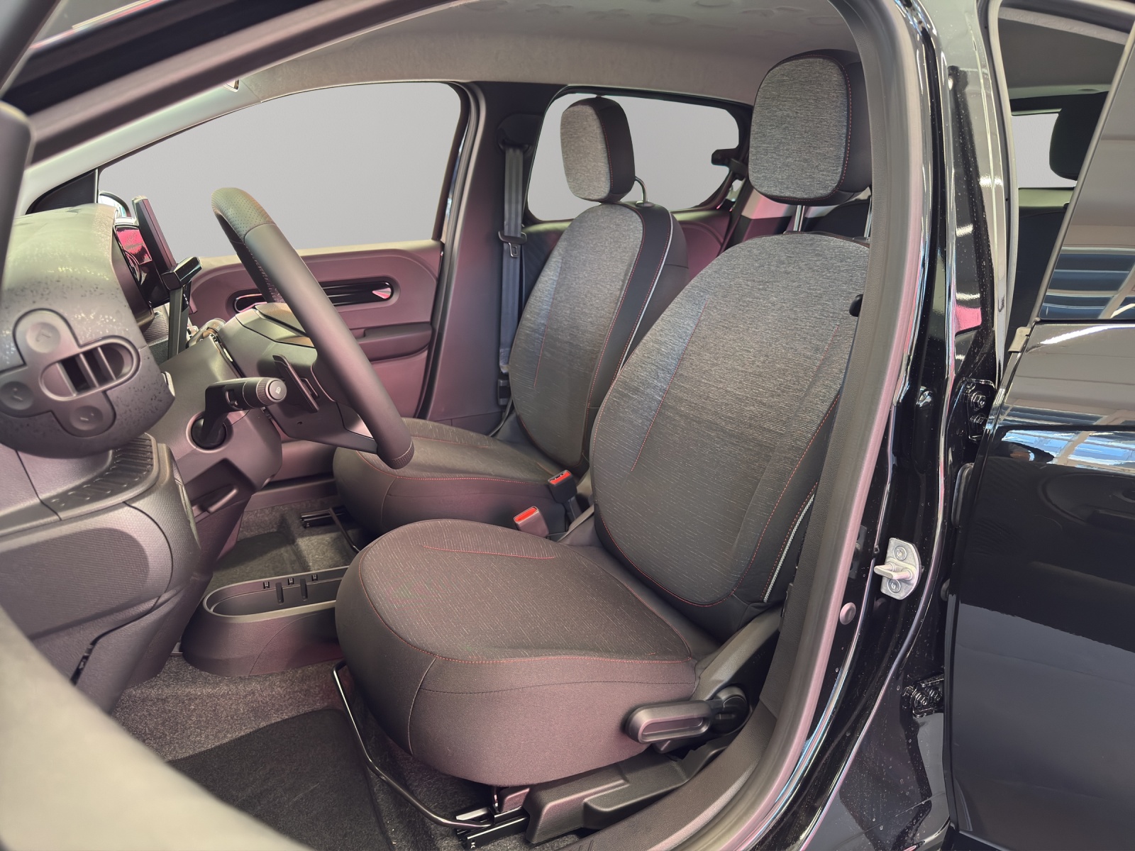 RENAULT Twingo E-Tech Urban Range Techno-image-3