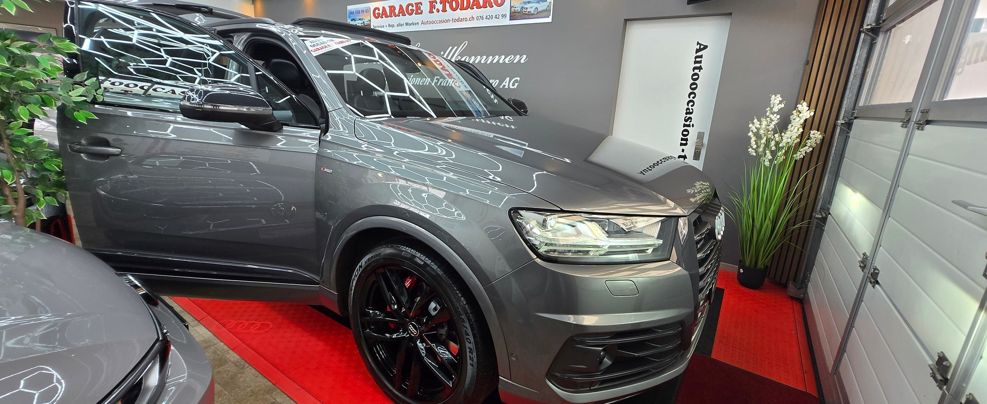 AUDI Q7 3.0 TDI quattro tiptronic S line-image-30