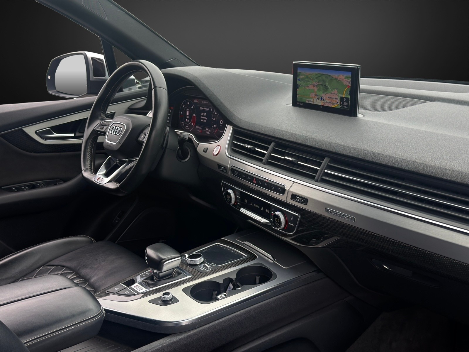 AUDI SQ7 4.0 TDI quattro tiptronic mit 435 PS * 7-Plätzer *-image-9