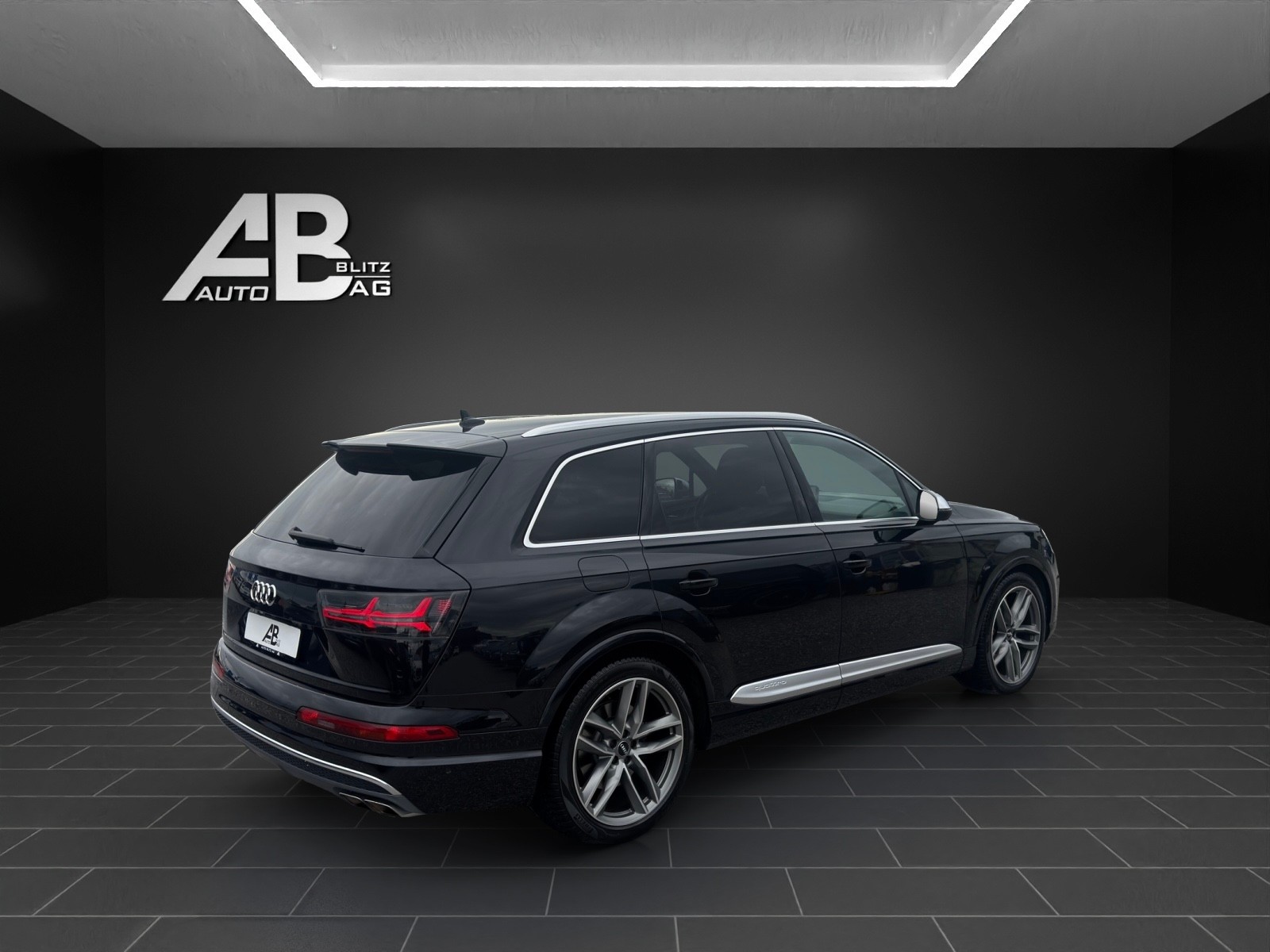 AUDI SQ7 4.0 TDI quattro tiptronic mit 435 PS * 7-Plätzer *-image-4